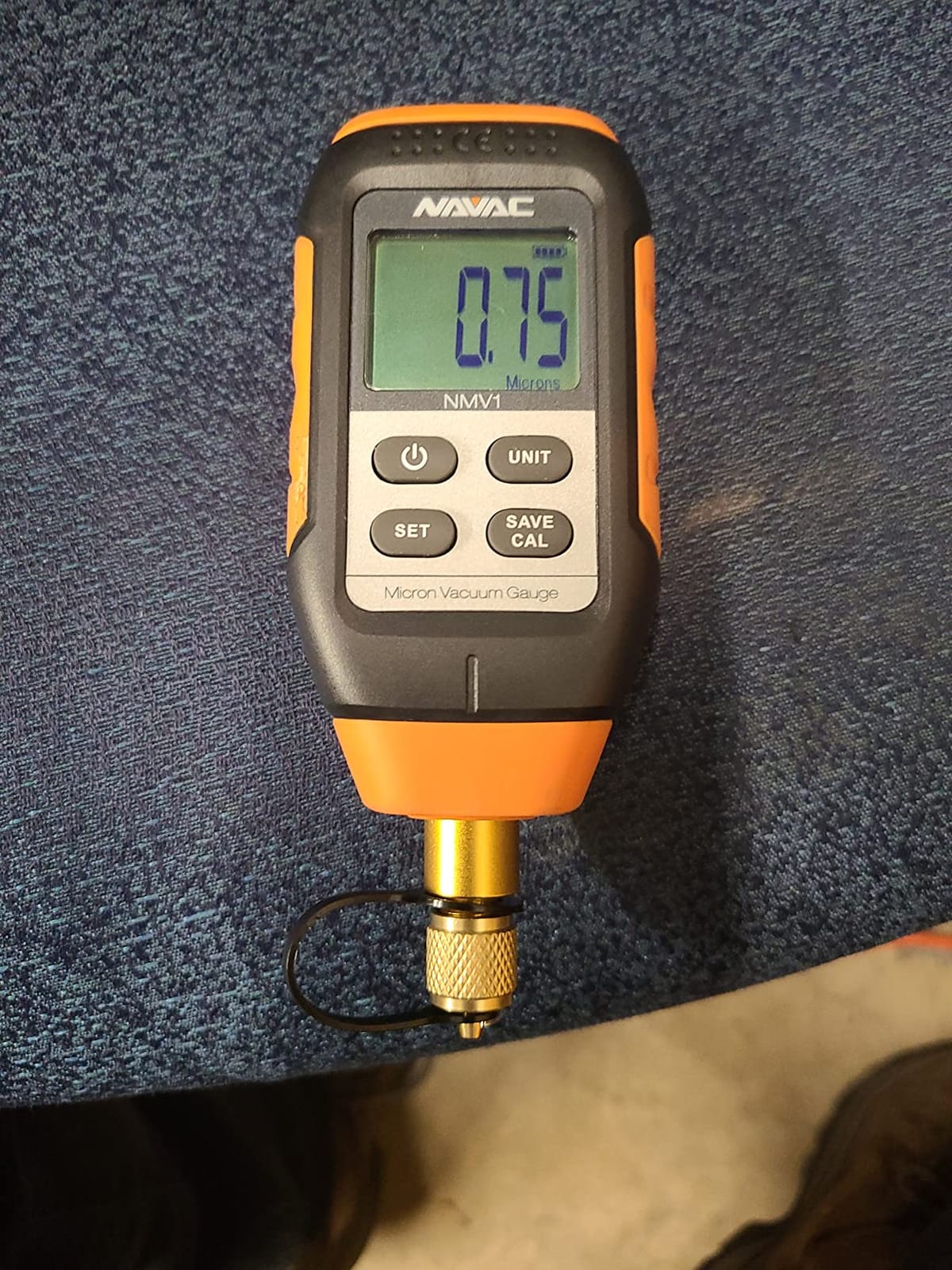NAVAC NMV1 Micron Vacuum Gauge - HVAC Digital Vacuum Gauge with Level Alarm and Leakage Warnings - Large Backlit Display customer photo 2