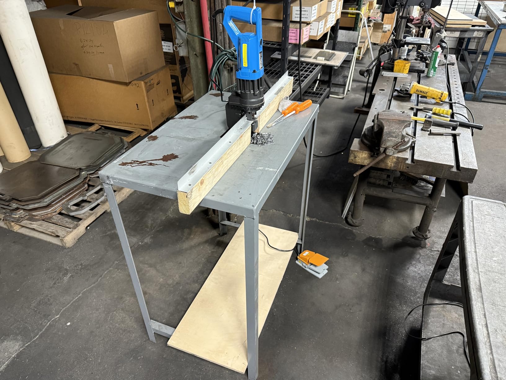 1200W Electric Hydraulic Hole Puncher Hydraulic Hole Punching Tool | Hole Digger for Steel Plate Angle Steel Plate Iron Plate Aluminum Plate CE&ROHS Certificate 110V customer photo 2