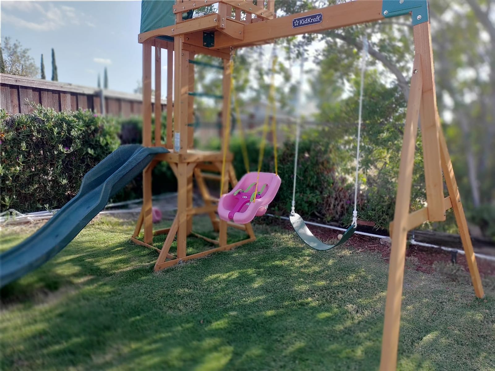 Little Tikes 2-in-1 Snug 'n Secure Swing Magenta customer photo 1