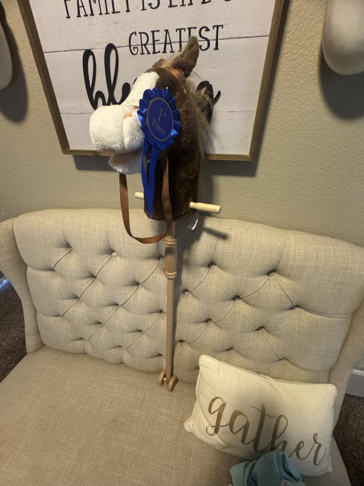 HollyHOME Stick Horse Hobby Horse Wood Handles Wheels 36'' Handcrafted customer photo 2