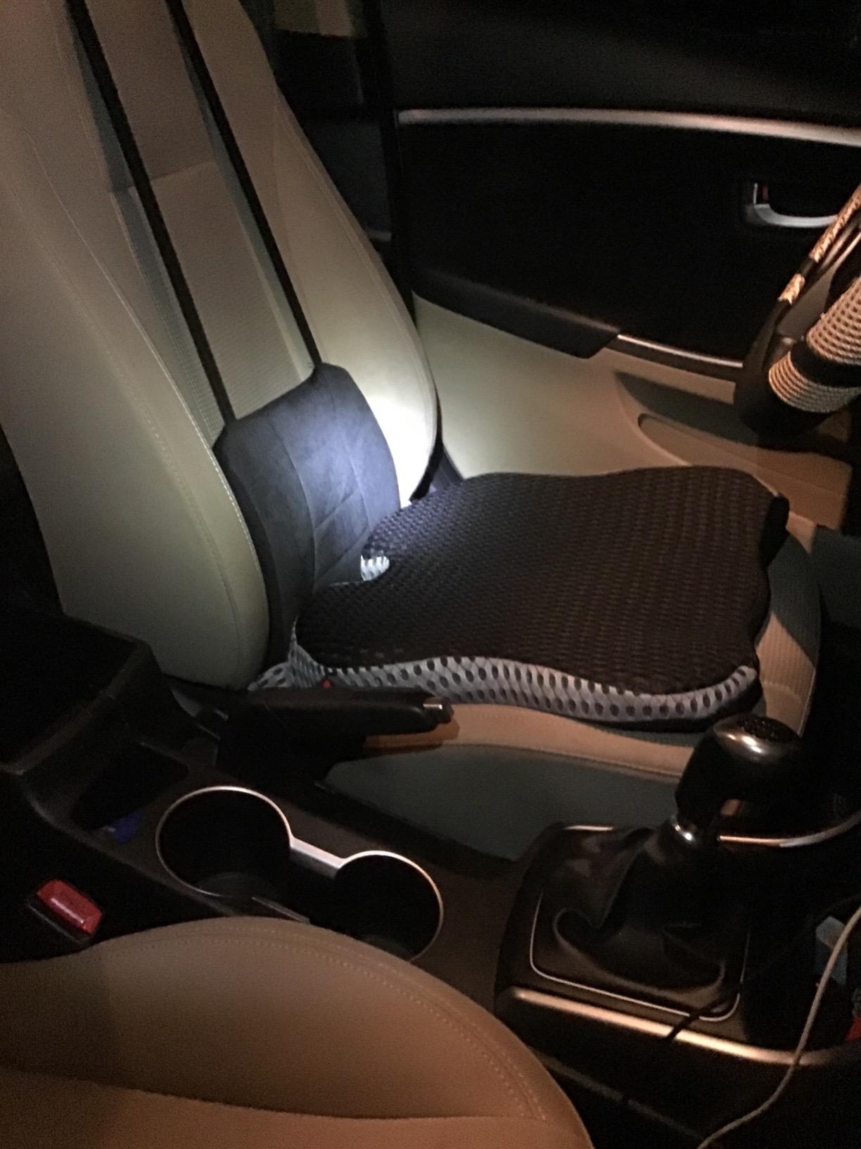 Wedge Car Seat Cushion for Better Visibility & Sciatica Pain Relief customer photo 1