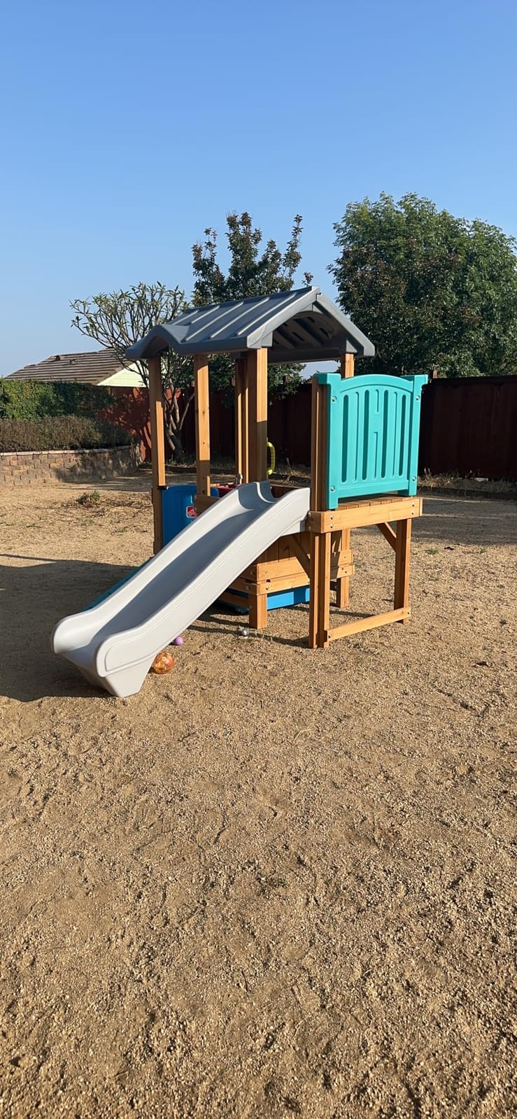 Step2 Woodland Adventure Playhouse & Slide, Kids Outdoor Playset, Backyard Playground Set, Swings, Storage Drawer, Made of Wood & Durable Plastic, Outside Jungle Gym, for Children 3-8 Years Old customer photo 2