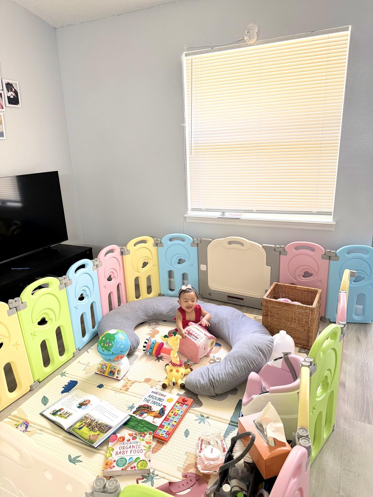 Fortella Cloud Castle Large 14-Panel Baby Playpen for Toddlers, Multicolor, Foldable customer photo 1