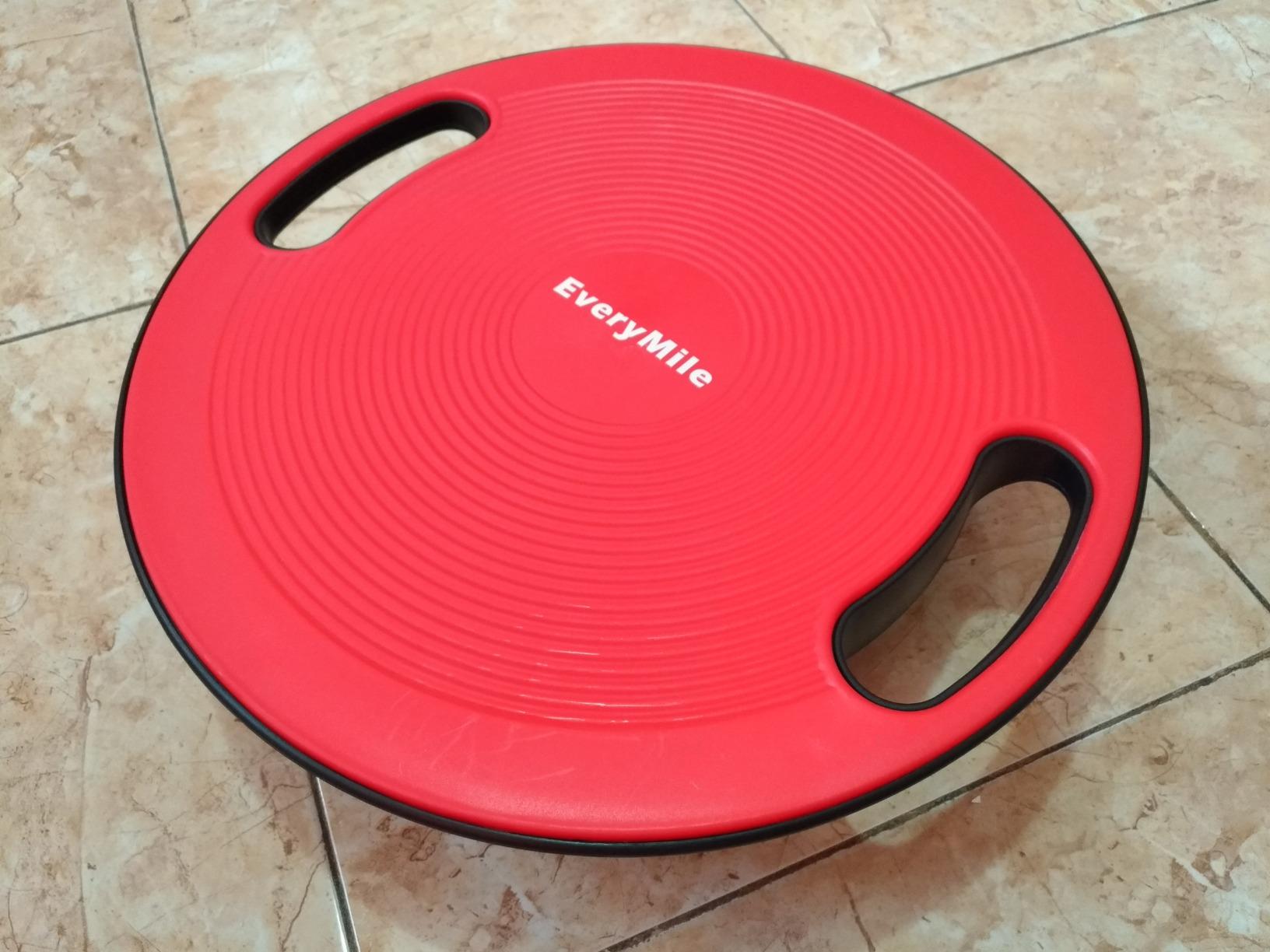 Wobble Exercise Balance Board, No-Skid Surface customer photo 1