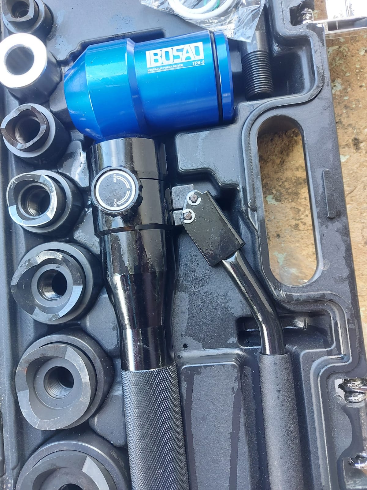 Aluminum Alloy Hydraulic Knockout Hole Punch Driver Kit 1/2 to 2 inch Electrical Conduit Hole Cutter Set KO Tool Kit Metal Sheet Puncher (TPA-8) customer photo 2