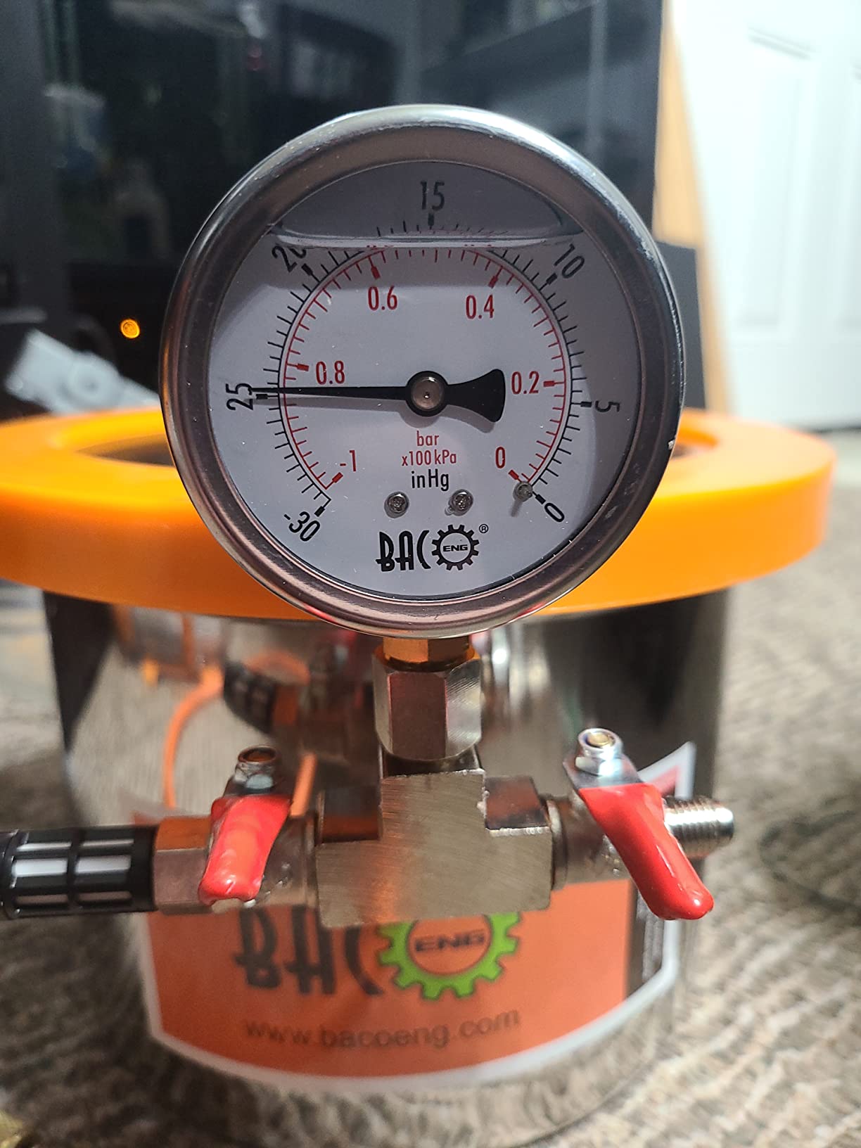 BACOENG 3 Gallon Tempered Glass Lid Vacuum Chamber with Pump customer photo 2