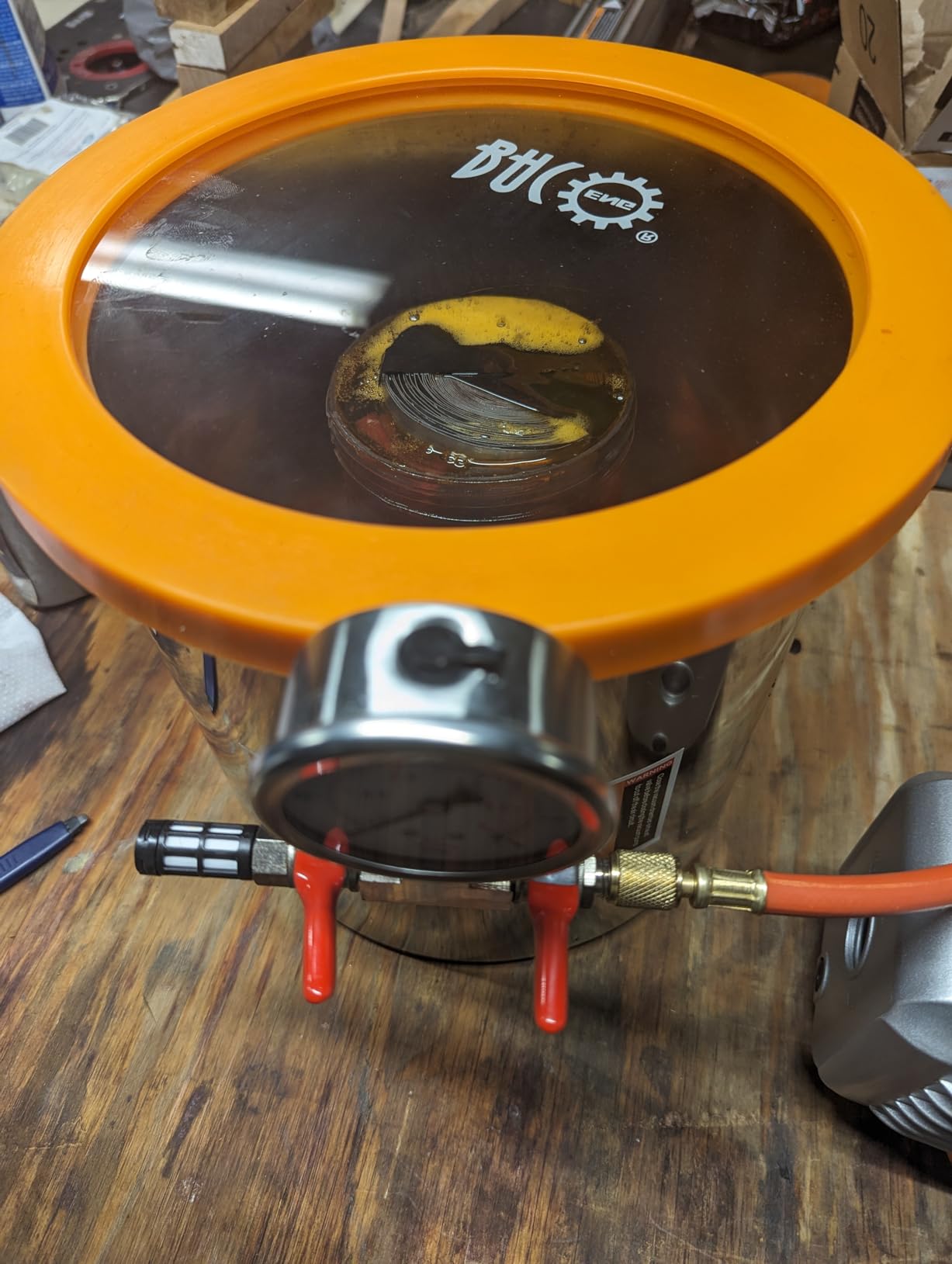 BACOENG 5 Gallon Tempered Glass Lid Vacuum Chamber with Pump customer photo 2