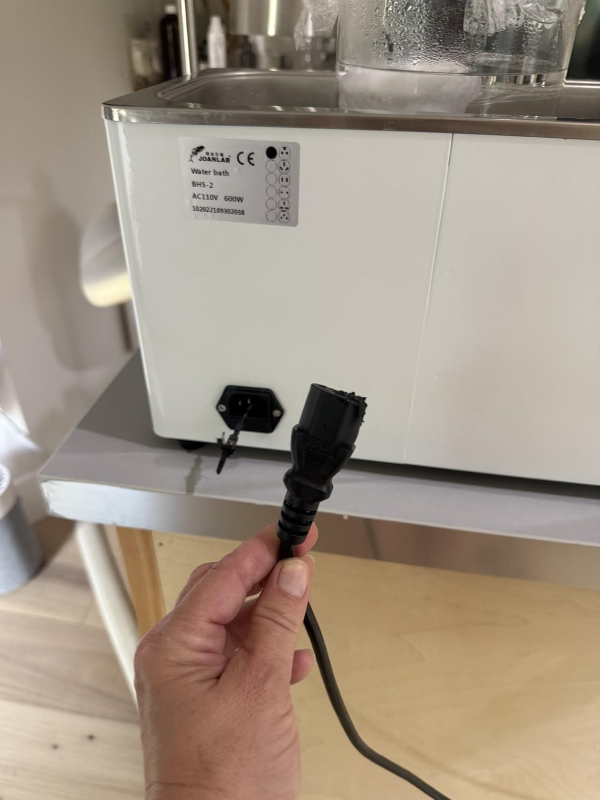 JOANLAB Digital Thermostatic Lab Water Bath 6L Water Bath Heater 1 Chamber with 2 Openings, for Lab Use 110V/60 Hz customer photo 1