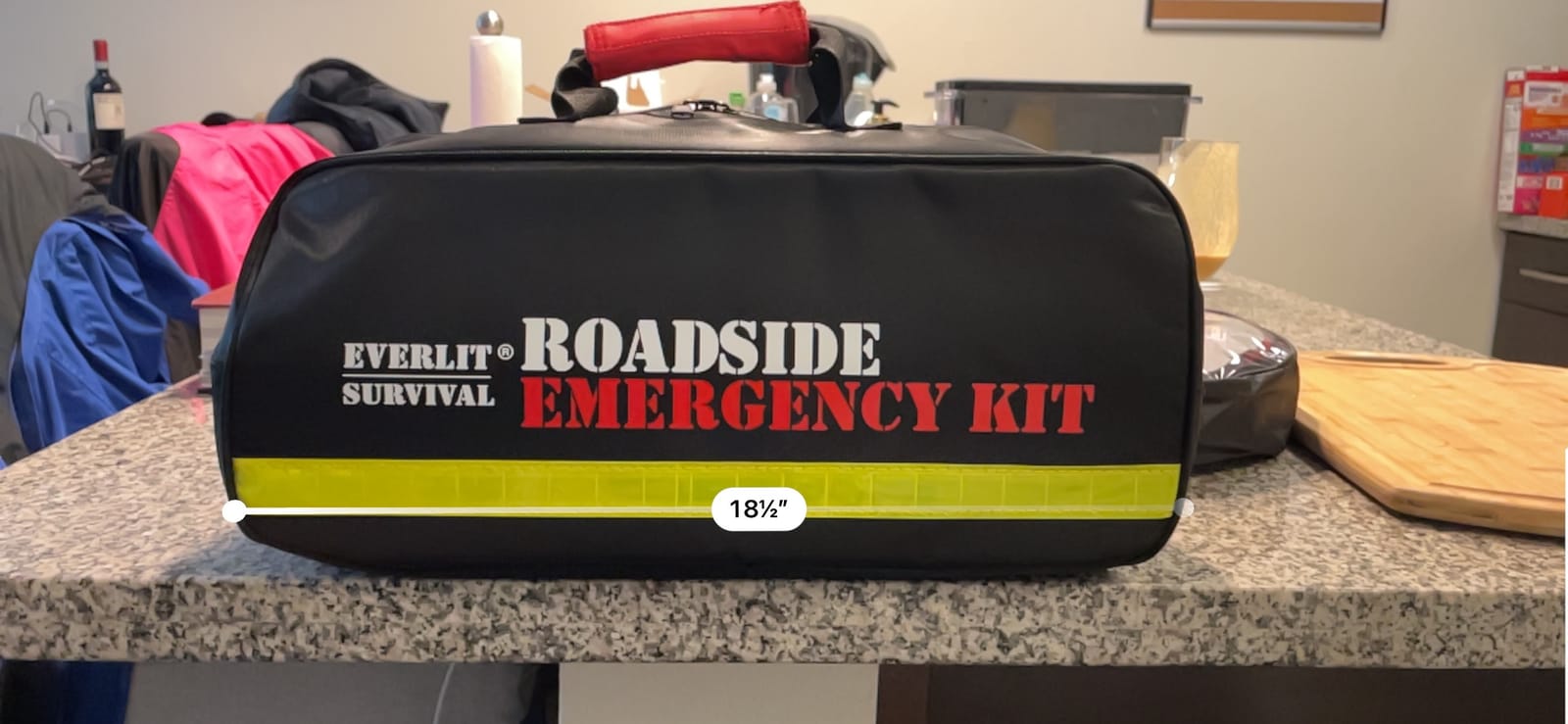 Everlit Survival Car Emergency Kit, Roadside Safety Tool Kit with Gloves,Digital Auto Air Compressor Tire Inflator, First Aid Kit, 12 Feet Jumper Cable, Tow Strap, Flashlight for Women, Men, Teenagers customer photo 1