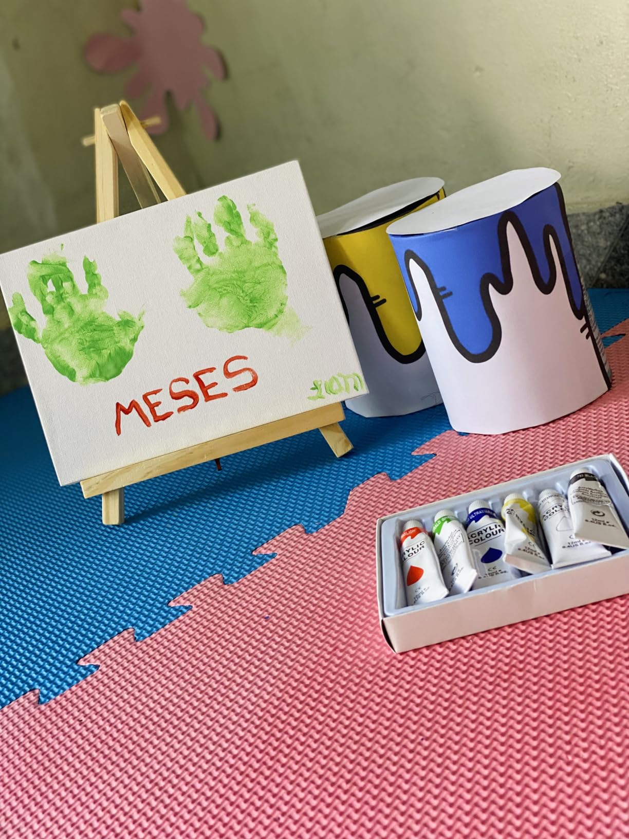 J MARK Paint and Canvas Set – Mini Canvas Acrylic Painting Kit with Wooden Easel, Canvases, Acrylic Paint, Brushes & Palette, Canvas Paint Set, Painting Kit for Adults & Kids customer photo 2