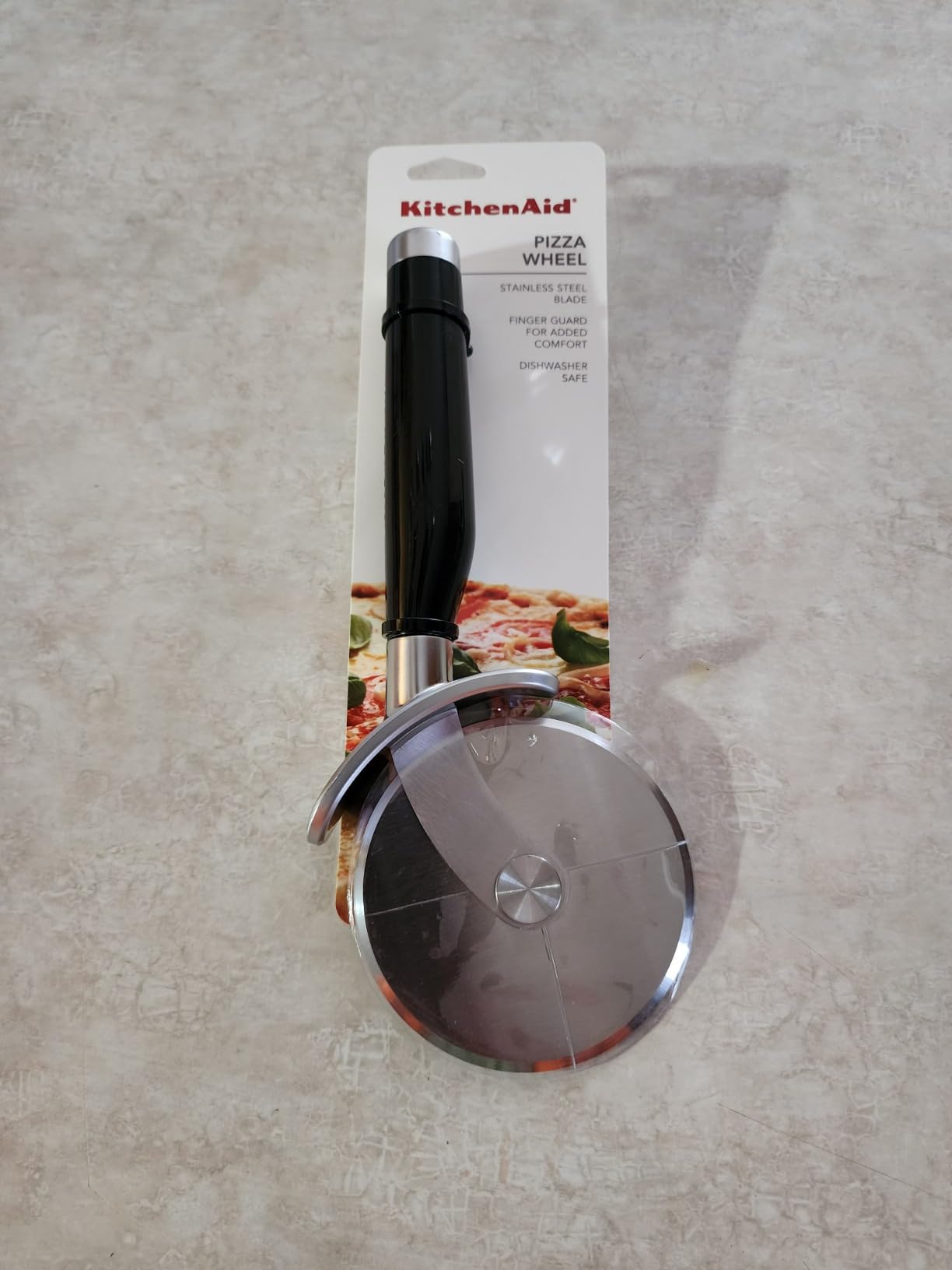 KitchenAid Classic Pizza Wheel with Sharp Blade For Cutting Through Crusts, Pies and More, Built In Finger Guard for Safety and Comfort Grip to Protect Fingers, Dishwasher Safe, 9-Inch, Black customer photo 1