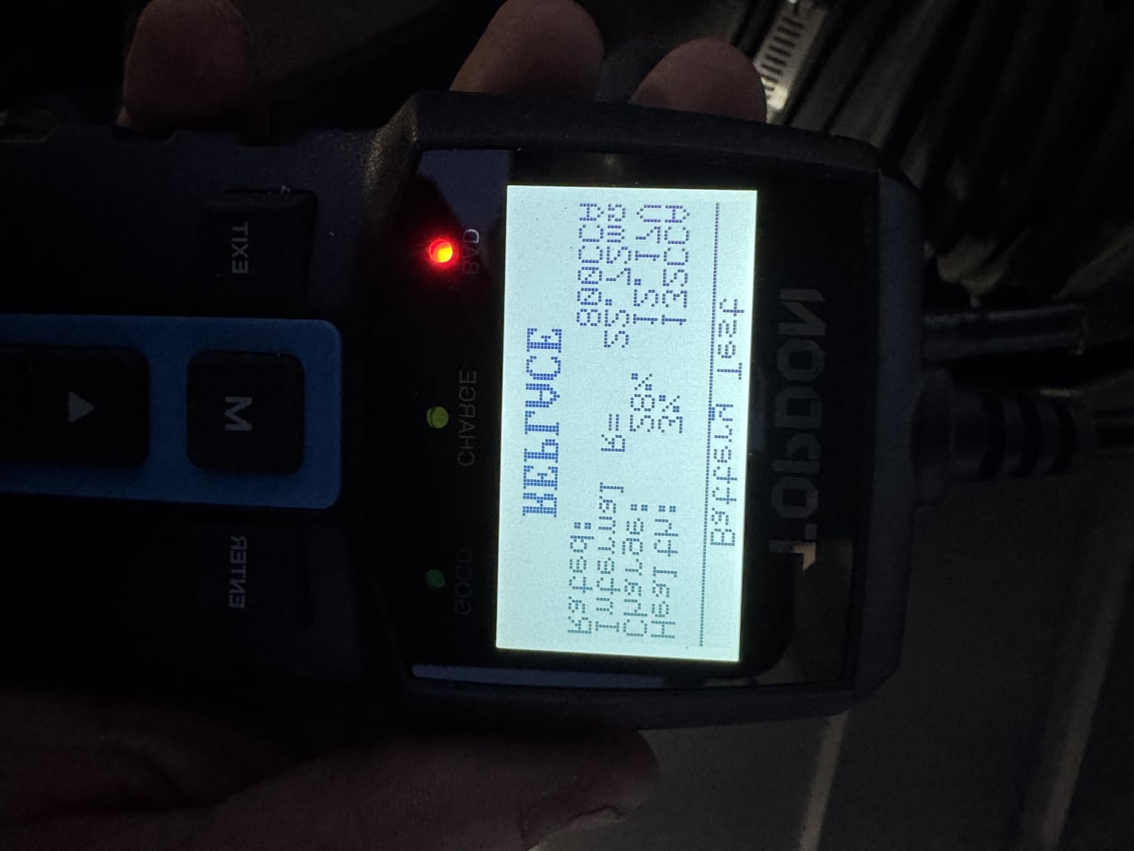 TOPDON BT100 12V Car Battery Tester, Automotive Battery Load Tester customer photo 2