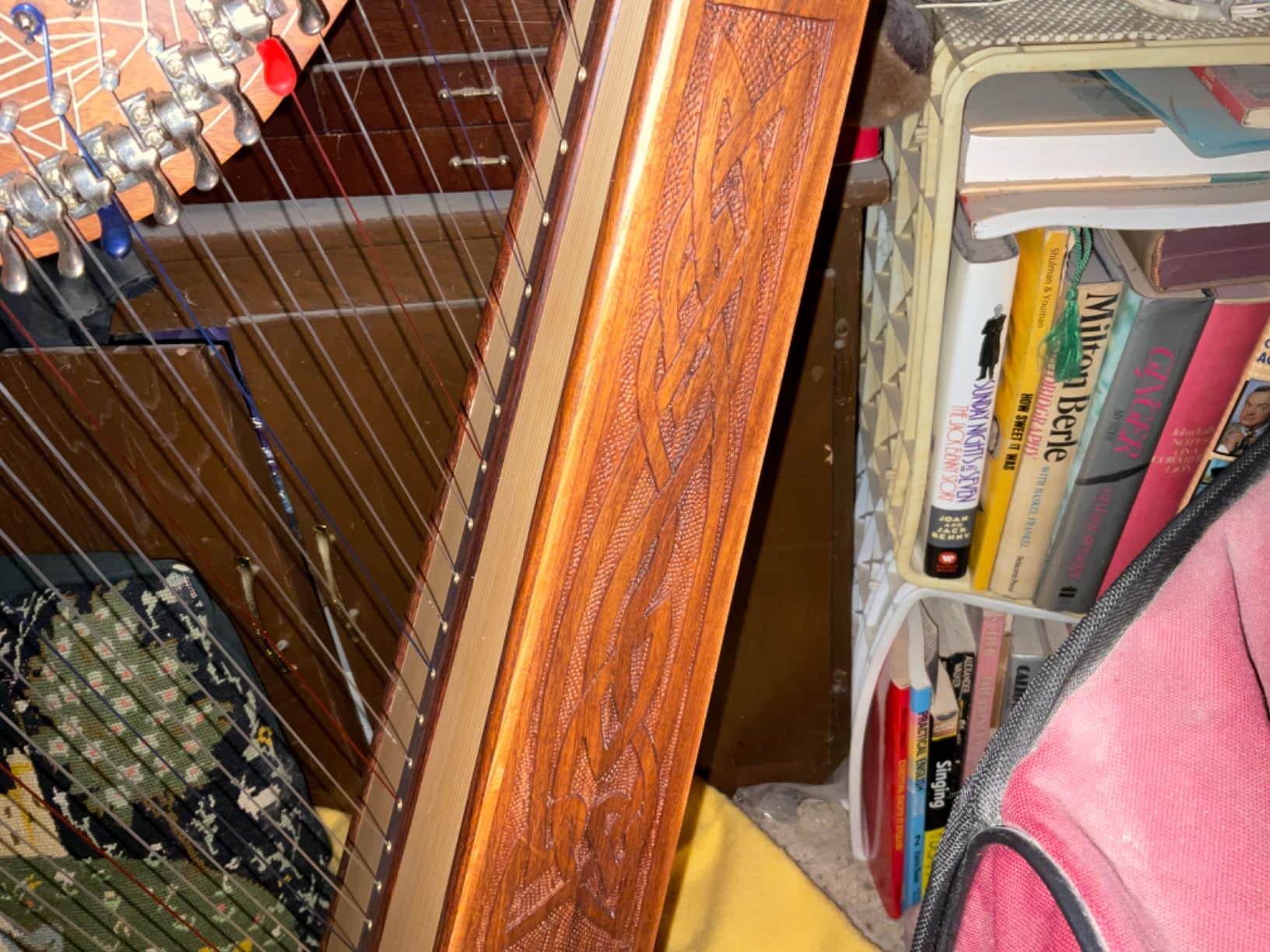 Minstrel Harp 29-String w/Full Chelby Levers - Knotwork customer photo 1