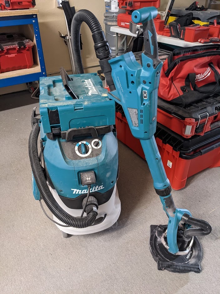Makita VC4210L 11 Gallon Wet/Dry HEPA Filter Dust Extractor/Vacuum customer photo 2