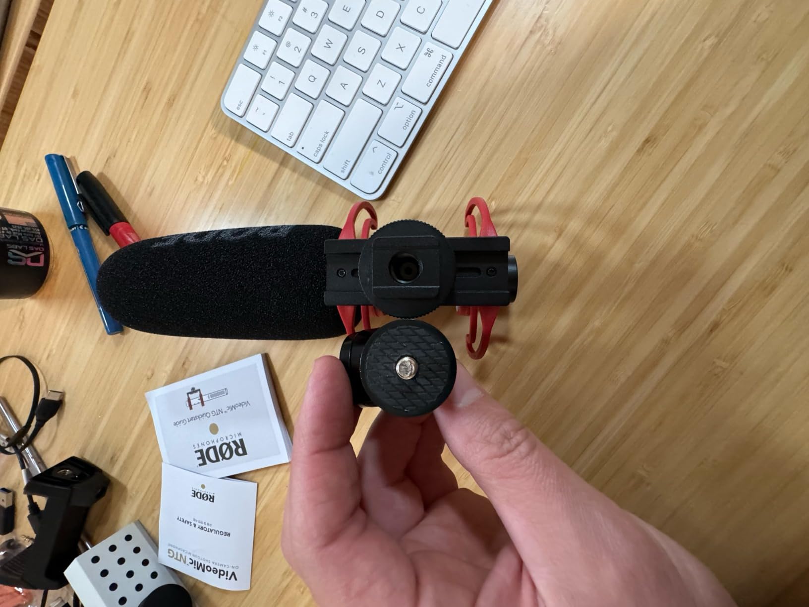 Rode VideoMic NTG Camera-mount Shotgun Microphone,Black customer photo 2