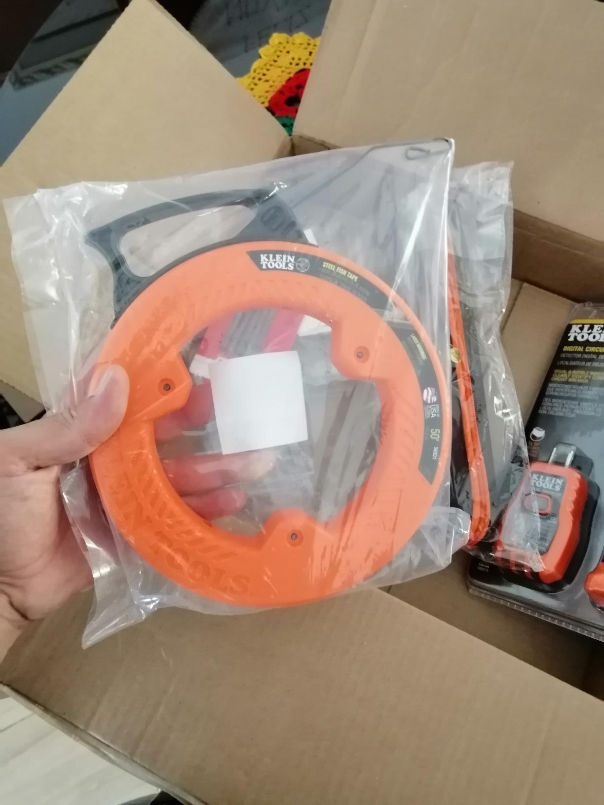 Klein Tools 56331 50-Foot Electrical Fish Tape, Steel Wire Puller with Double Loop Tip, Optimized Housing and Handle, 1/8-Inch customer photo 2