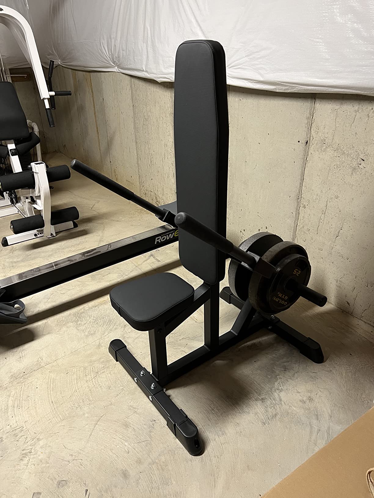 Titan Fitness Seated Dip Machine, Plate Loaded Dip Machine Rated 200 LB, Seated Triceps Dip Machine, Adjustable Padded Seat Backrest, Doubles as Bicep Curl Station customer photo 1
