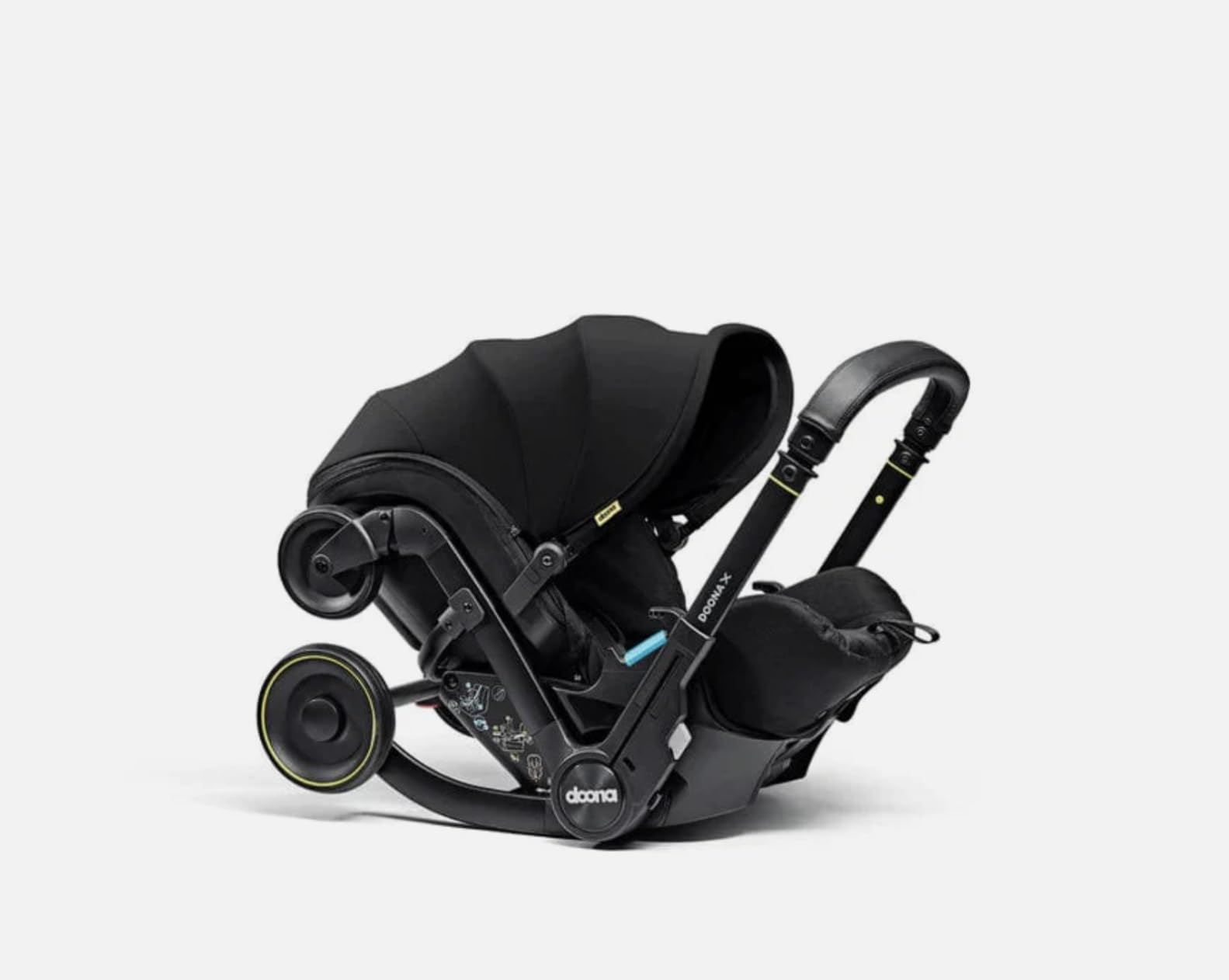 Doona Car Seat & Stroller, Midnight Edition - All-in-One Travel System customer photo 2