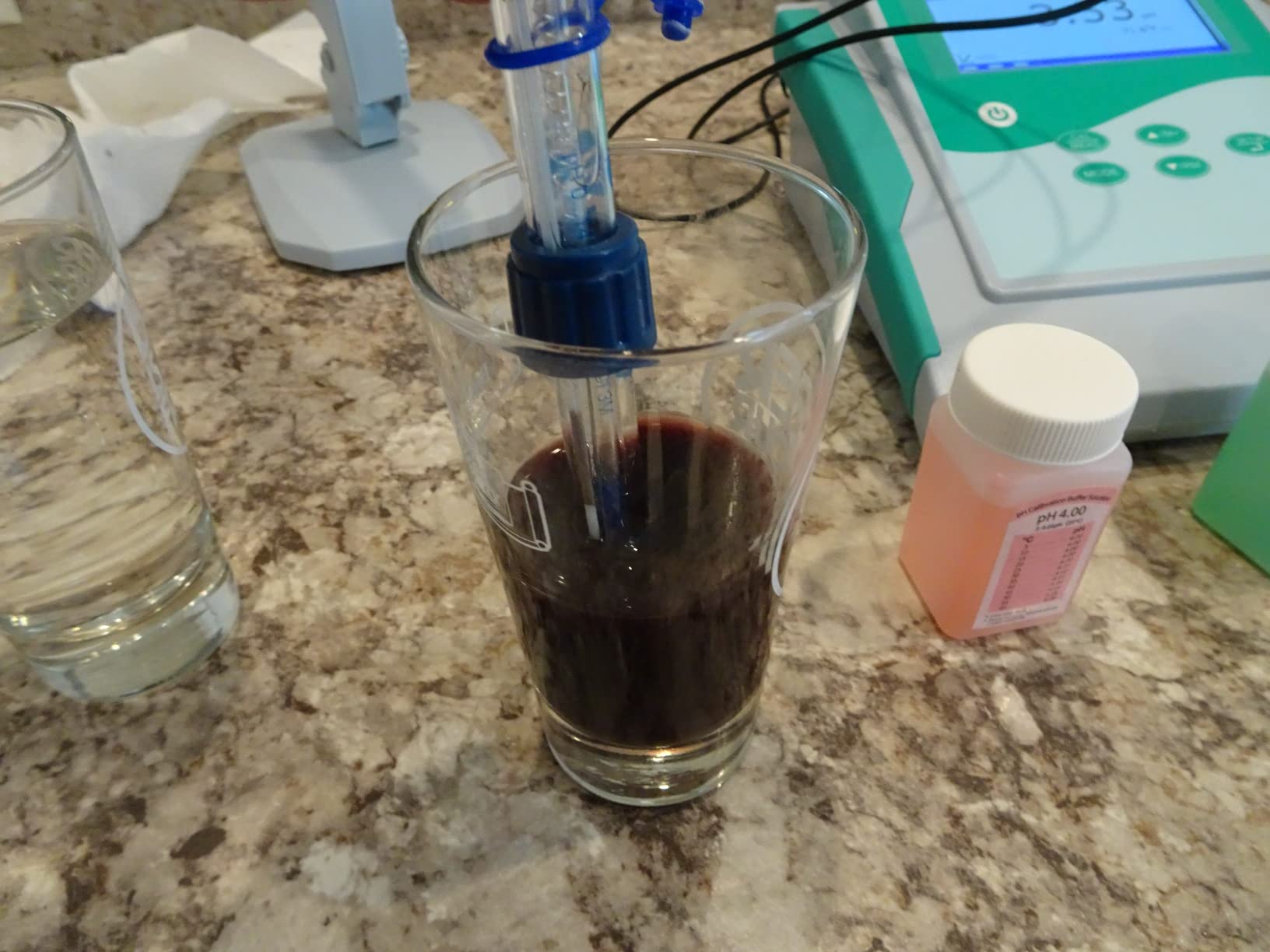 Apera Instruments PH910 Benchtop Lab pH Meter Kit with LabSen 211 Refillable Glass pH Electrode customer photo 2