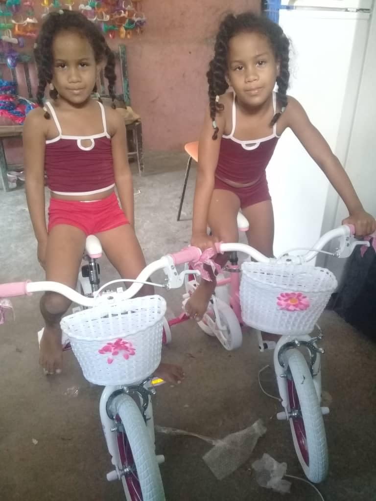 JOYSTAR Angel Girls Bike for Toddlers and Kids Ages 2-12 Years | 12-20 Inch Kids Bike with Training Wheels & Basket, 20 24“ Bicycle with Kickstand customer photo 1