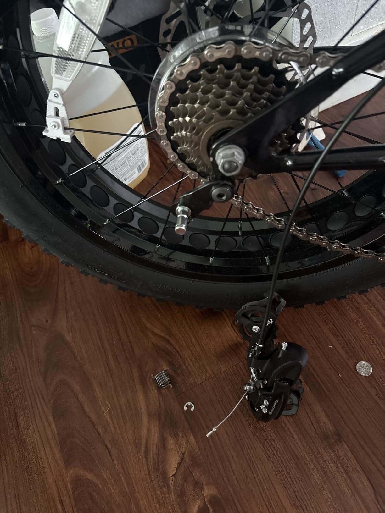 Mongoose Argus Trail or ST Fat Tire Mountain Bike, 20, 24 or 26 Inch Bike for Kids and Adults, 7 or 16 Speed, Aluminum or Steel Frame, Knobby Mountain Fat Tires, Mechanical Disc Brakes customer photo 2