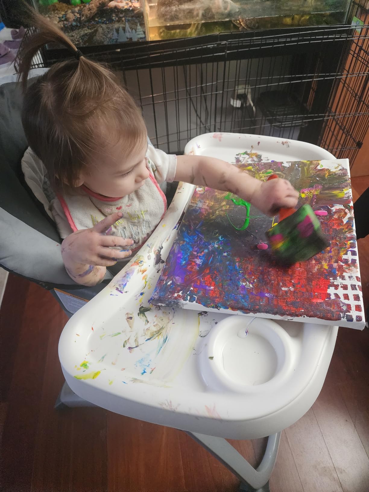 Shuttle Art Washable Finger Paint Set, 37 PCS with 10 Colors (2 fl oz) Non-Toxic Toddler Paint, Paint Brushes, Sponge, Smock, Toddler Art Supplies customer photo 1