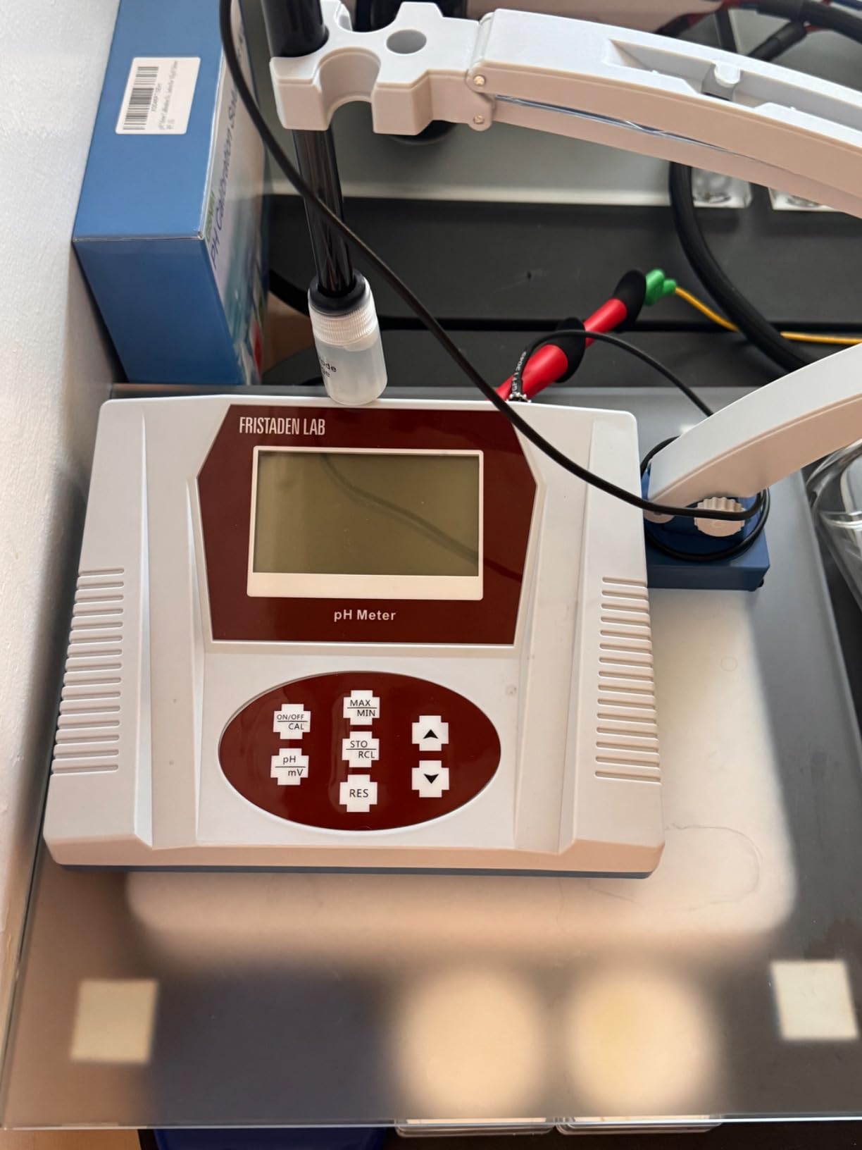 Fristaden Lab pH Meter for Water, Wine & Hydroponics | Buffers Included customer photo 1