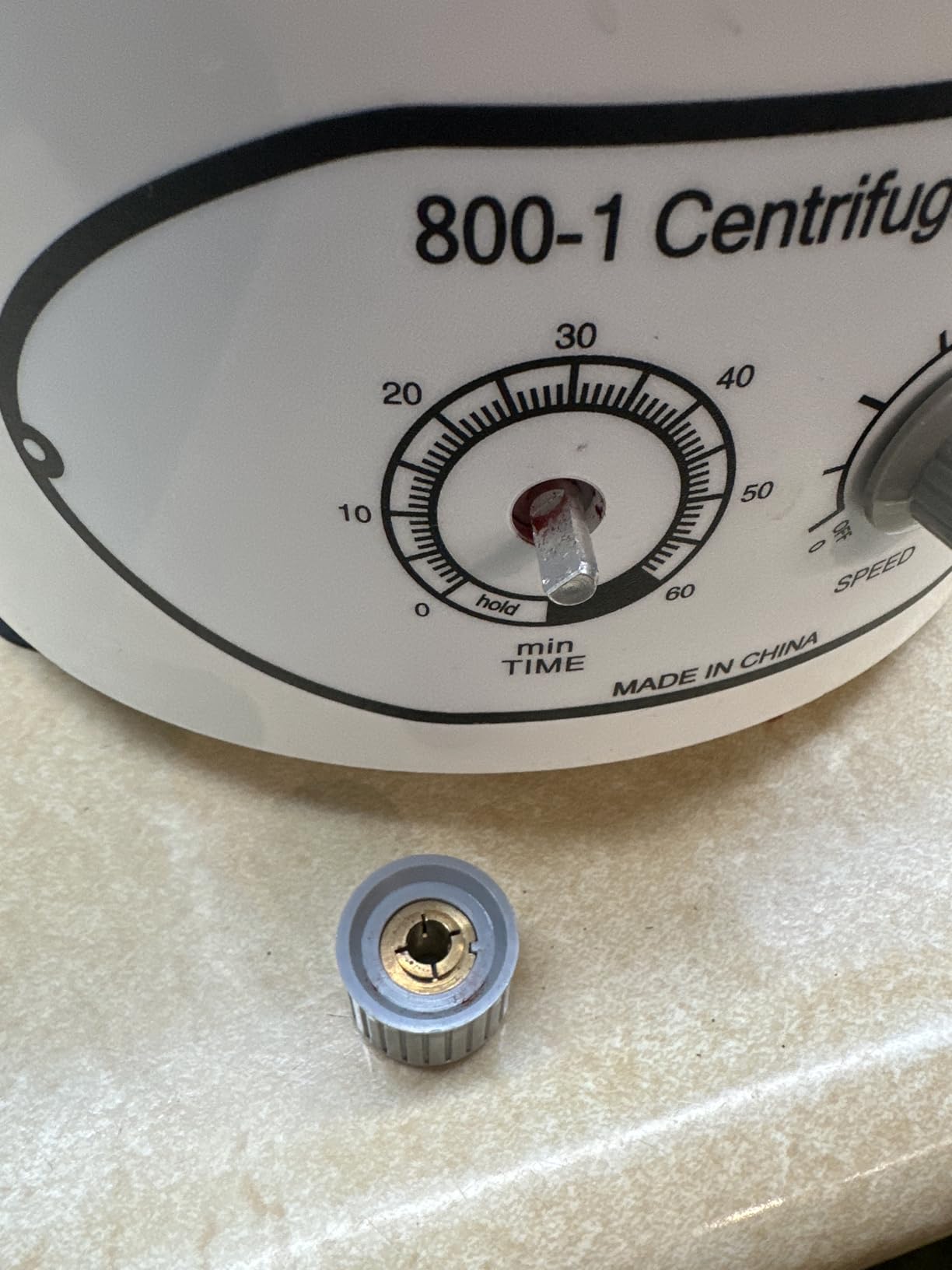 Desktop Electric Lab Laboratory Centrifuge Machine Lab Medical Practice w/Timer and Speed Control - Low Speed,4000 RPM, Capacity 20 ML x 6-110v by CALU LUKY customer photo 1