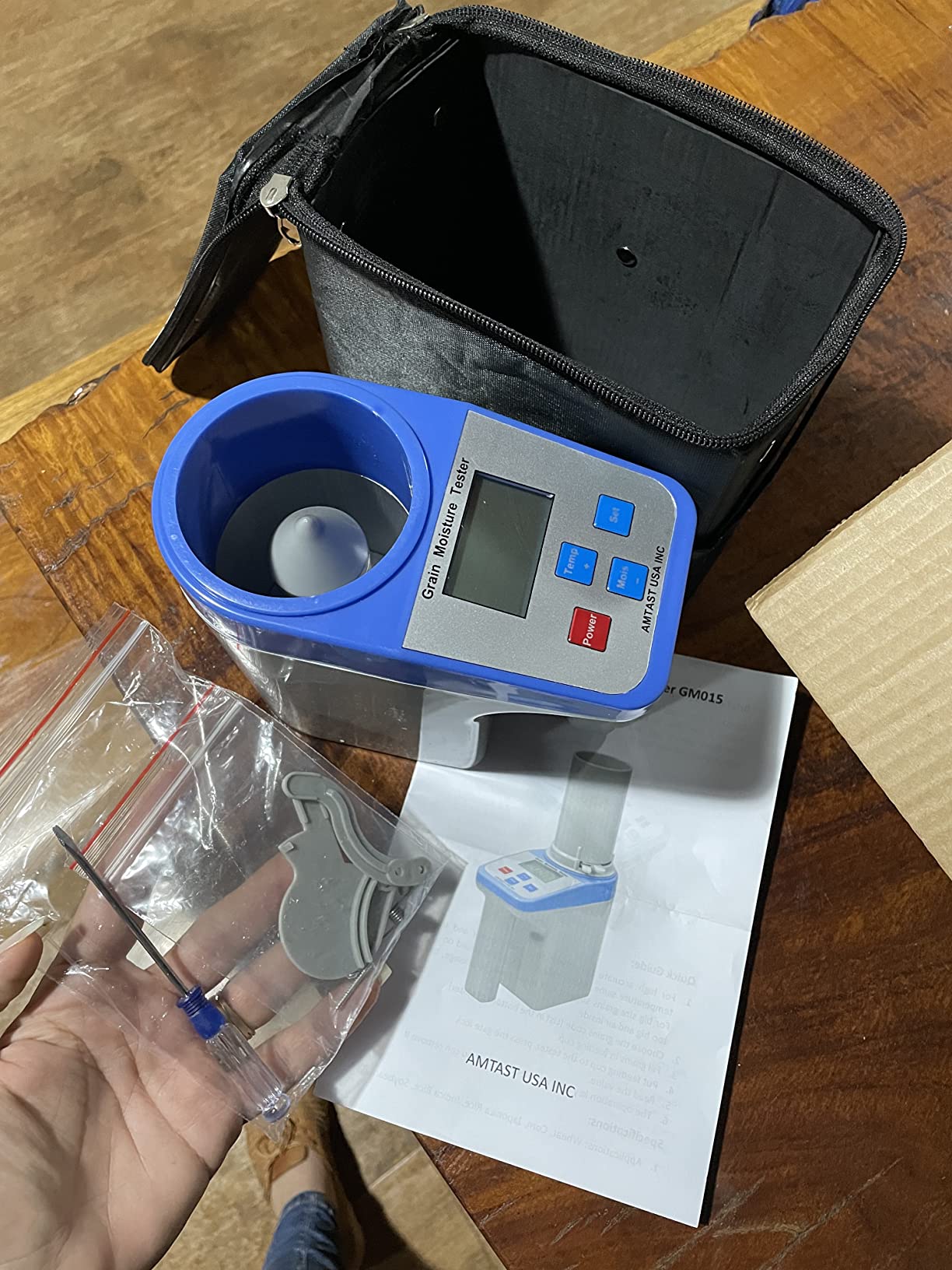Grain Moisture Tester Seed Humidity Tester for 24 Types Farm Crops | Auto Temp Weight Compensation, Wide Range Error Correction, Multi-Point Calibration (Model GM005) customer photo 1
