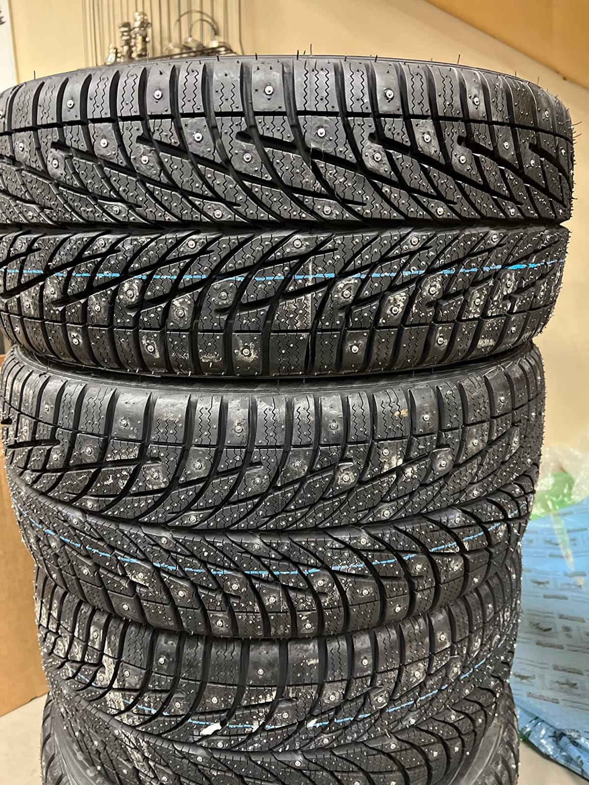 Accelera X Grip 225/55R17 101V Winter (Studdable) XL 17 inch Tire customer photo 2