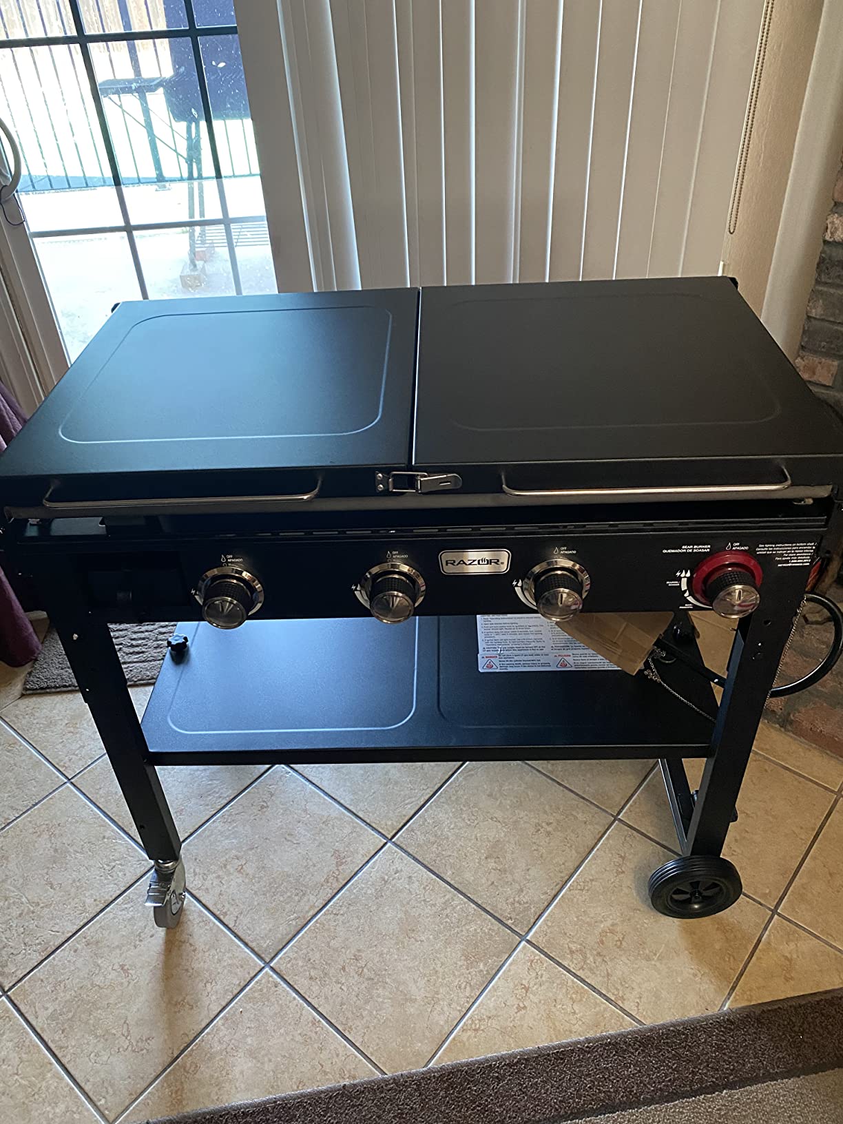 Razor Griddle 4-Burner Portable Outdoor Flat-Top Griddle with Foldable Prep Shelves, 37