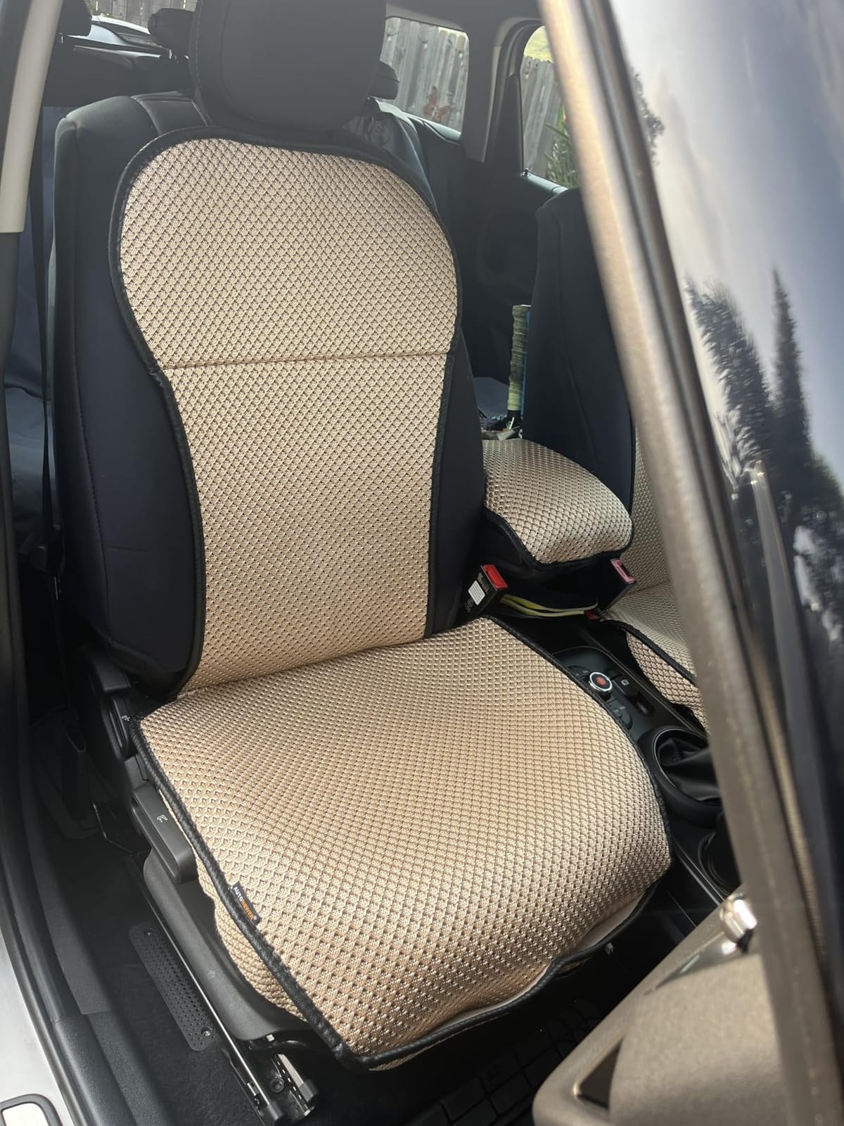 Auto Newer Luxury Breathable Car Seat Cover Fit Four Seasons, Universal Front of Car Seat Cushions, Bottom Seat Covers of Full Wrapped Edge,Universal Fit for 95% Cars,SUV(Black+Grey,2PCS) customer photo 1