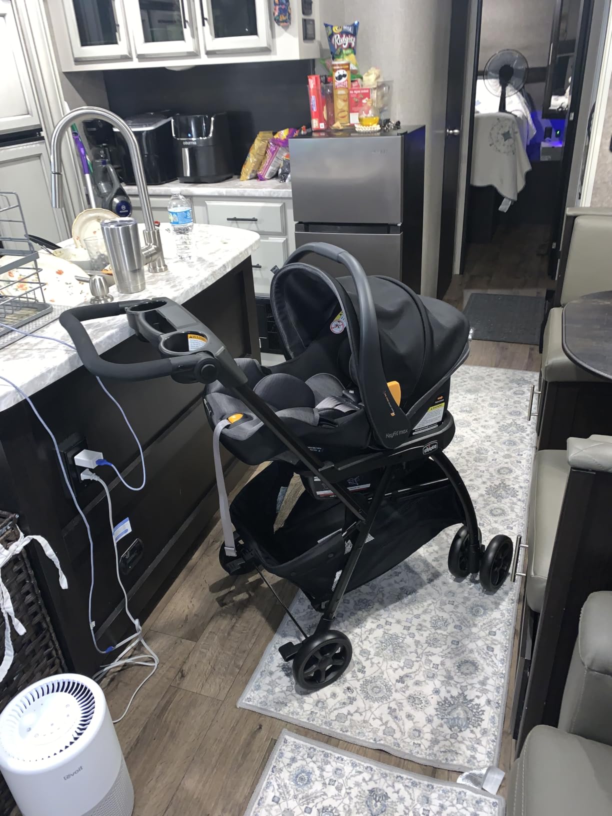 Chicco KeyFit Caddy Baby Stroller Frame with Adjustable Handle, Parent Tray customer photo 1