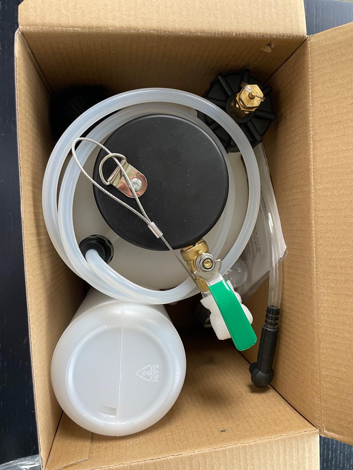 AGM Pressure Brake Bleeder – 3L One-Person System customer photo 2
