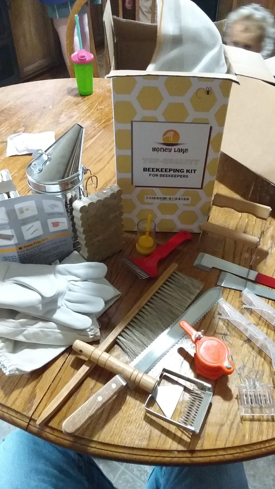 Honey Lake Beekeeping Supplies Bee Smoker Starter Kit, 16 Pcs Bee Keeping Starter Kit Bee Keeping Supplies-All for Beekeepers Including Different Kinds of Beekeeping Tools customer photo 2
