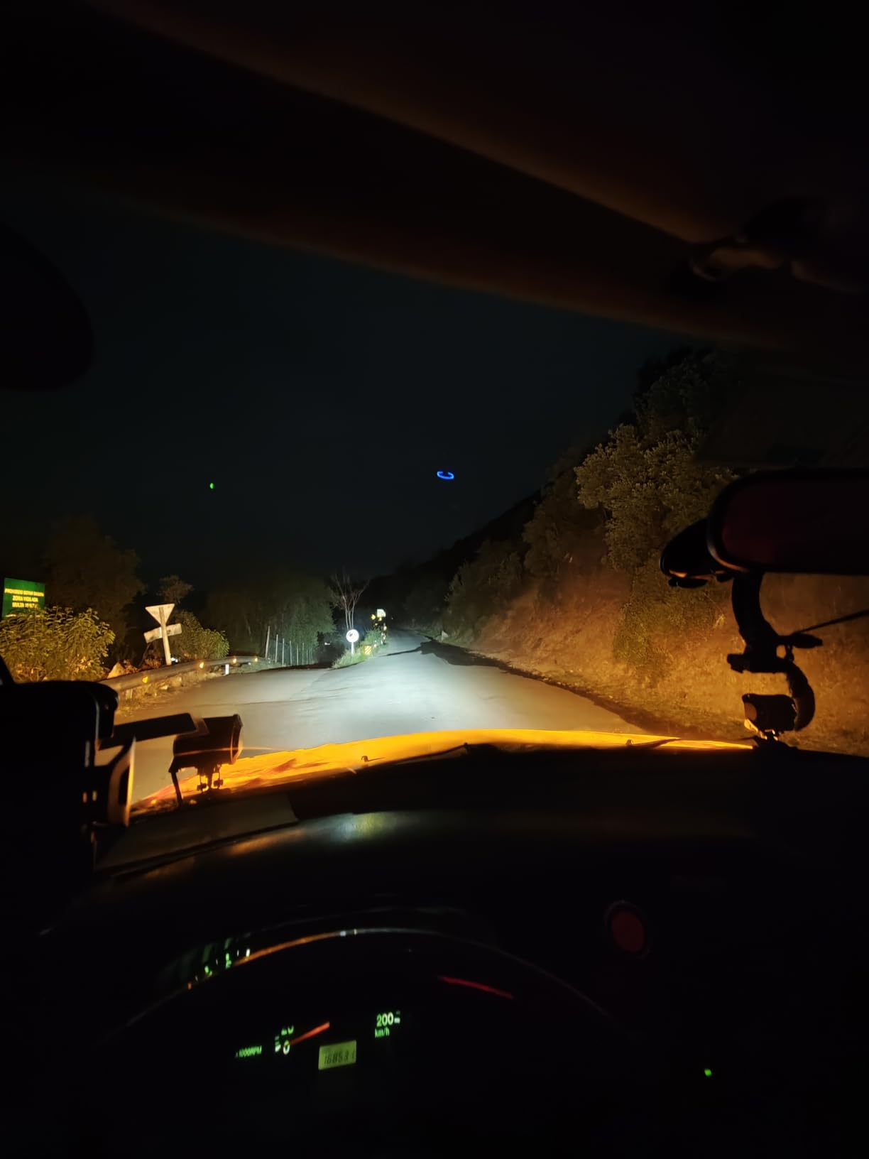 Auxbeam 6 Modes Amber White Series 12-Inch 300W Offroad LED Light Bar customer photo 1