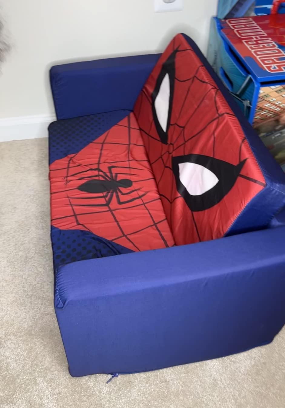 Delta Children Batman Cozee Flip-Out Sofa - 2-in-1 Convertible Sofa to Lounger for Kids customer photo 2