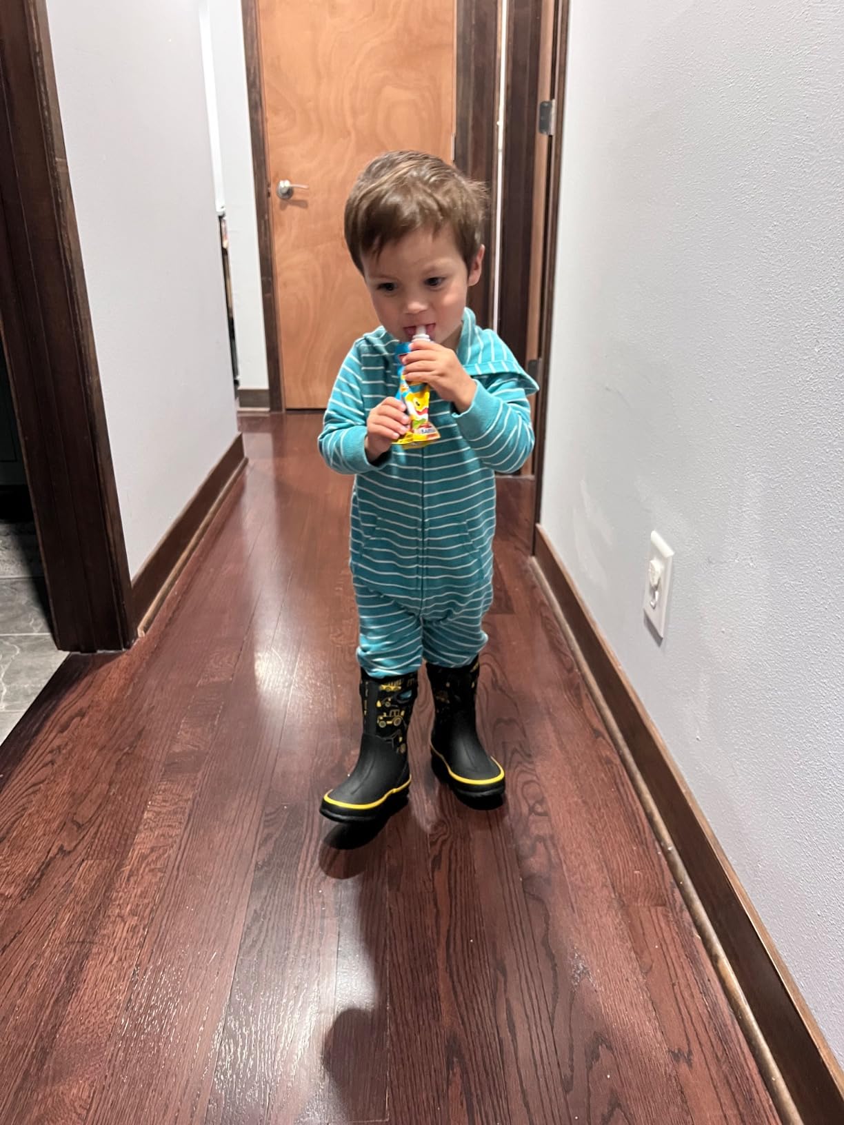 LONECONE Insulating Kids Muck Boots with Pull-On Design for Boys and Girls customer photo 1