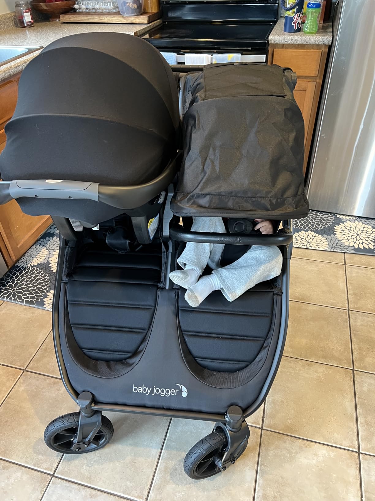 Baby Jogger® City Mini GT2 All-Terrain Travel System, Car Seat Stroller Combo with City GO 2 Infant Car Seat, One Hand Fold Baby Stroller, Opulent Black customer photo 1
