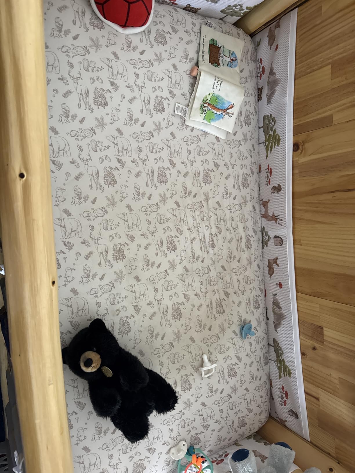 Sorrel + Fern Baby Crib Sheets Neutral, Fitted 2-Pack (Magic Forest) customer photo 1