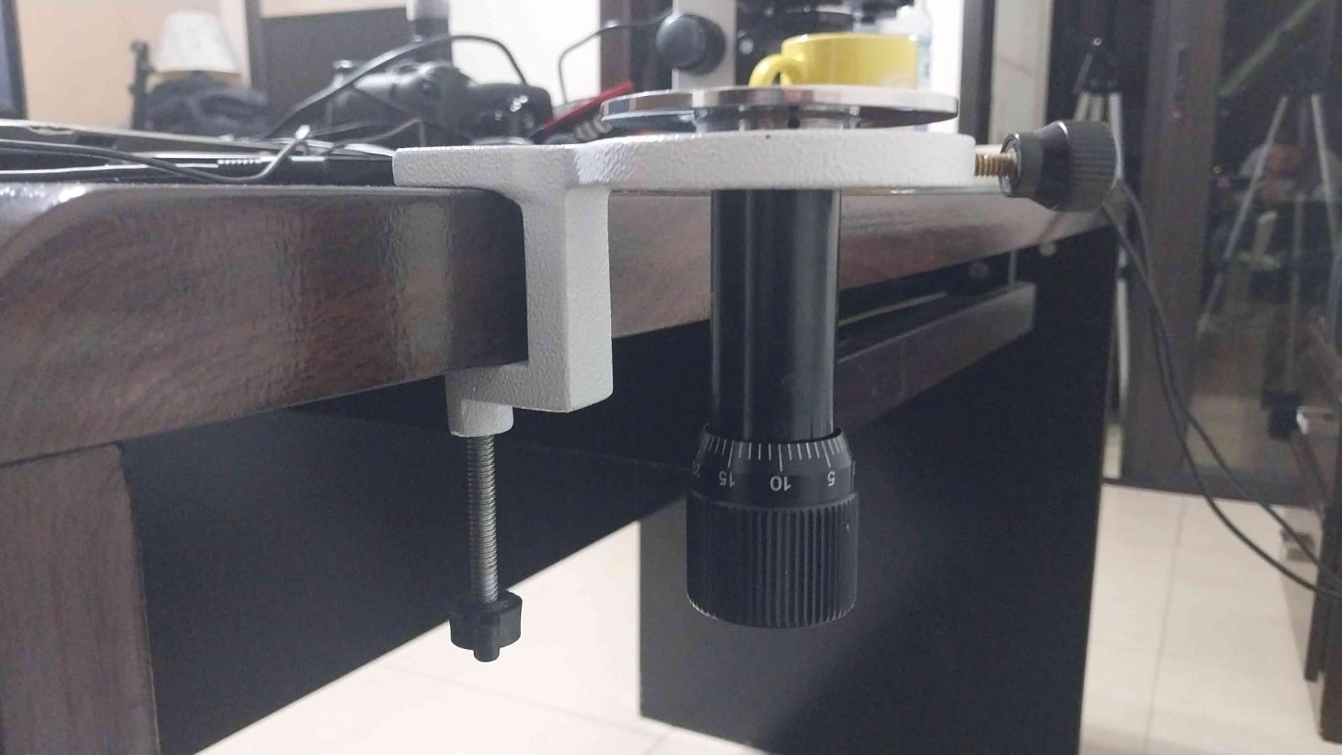 Crabby Hand & Table Plant Microtome with Plano Concave Knife Clamp customer photo 2