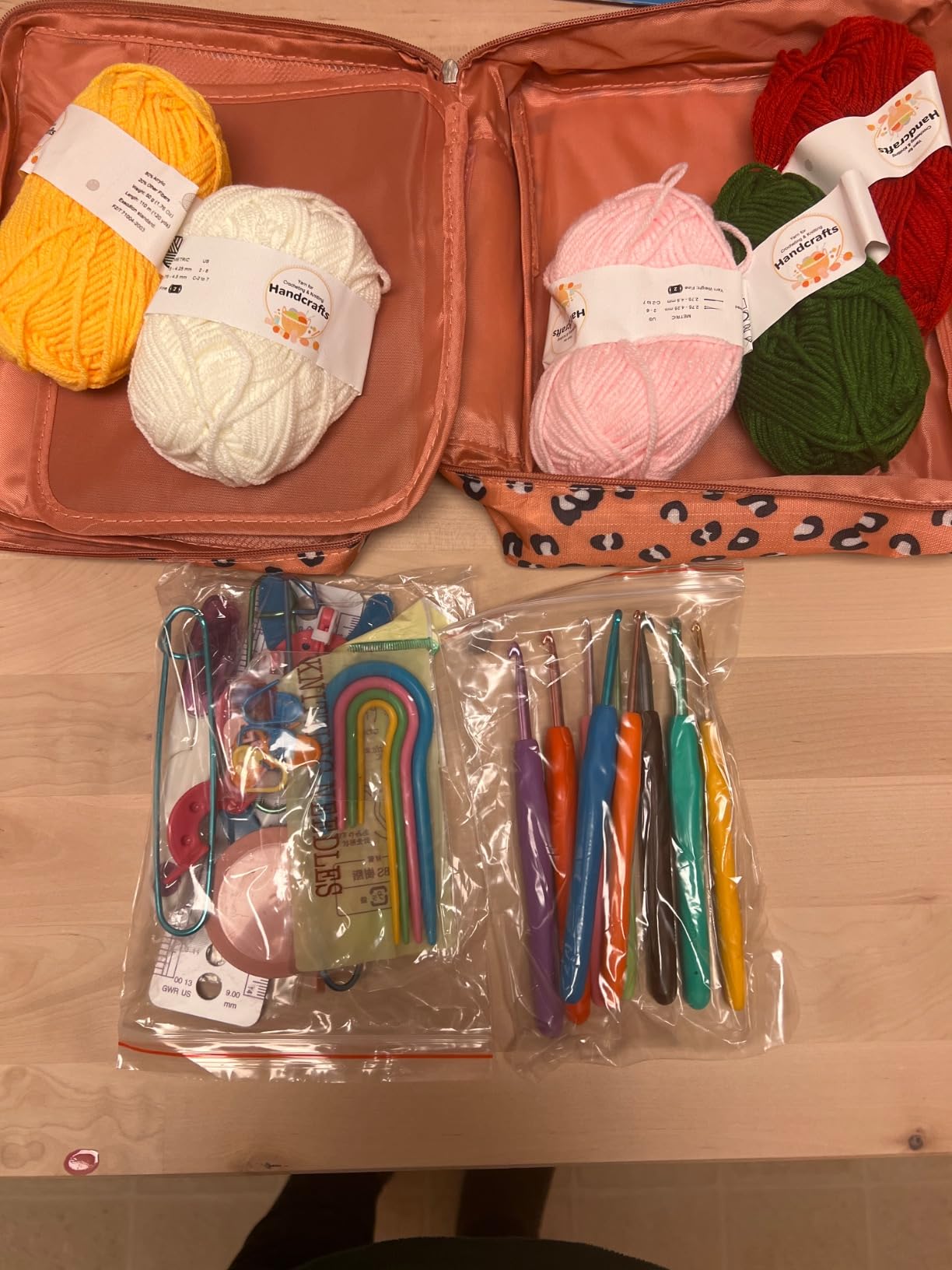 Coopay Crochet Kit for Beginners Adults Kids w/Step-by-Step Instructions | Complete Beginner Crochet Kit with Ergonomic Crochet Hooks Set, Upgrade Yarn and Portable Storage Case-2026 Ideal Gift customer photo 2