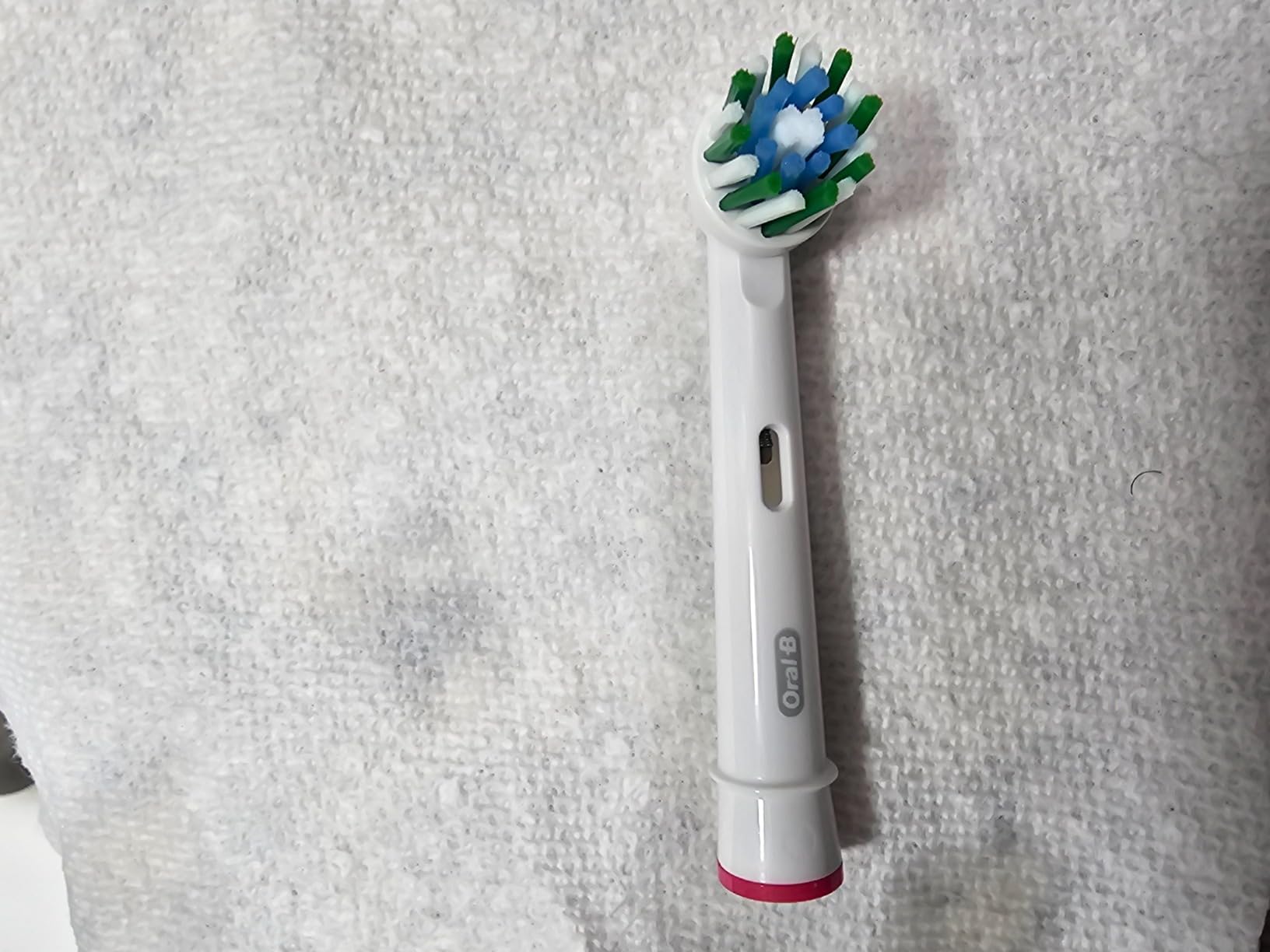 Philips Sonicare 4100 Rechargeable Electric Toothbrush, 1 Brush Head, White customer photo 1