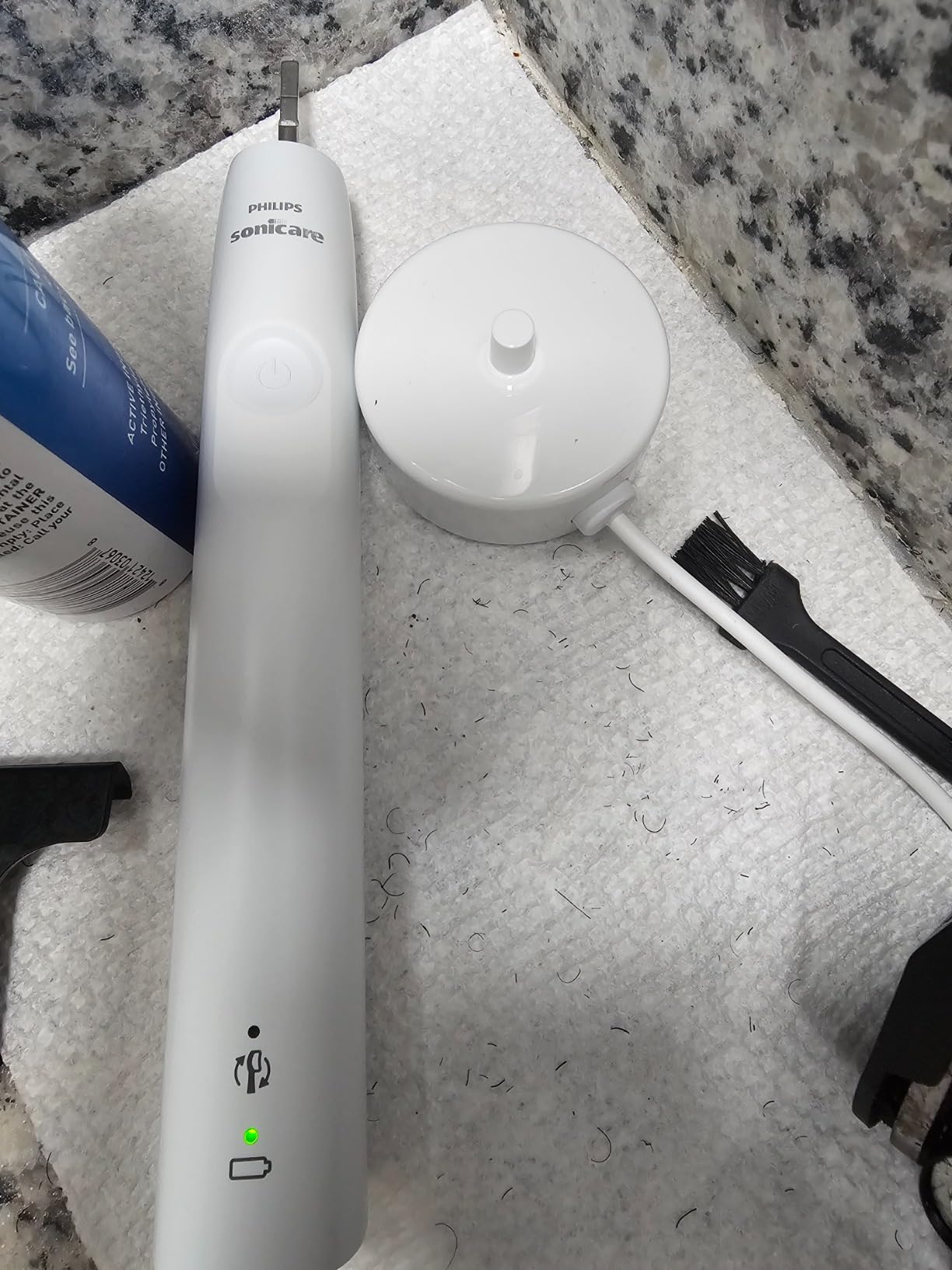 Philips Sonicare 4100 Rechargeable Electric Toothbrush, 1 Brush Head, White customer photo 2