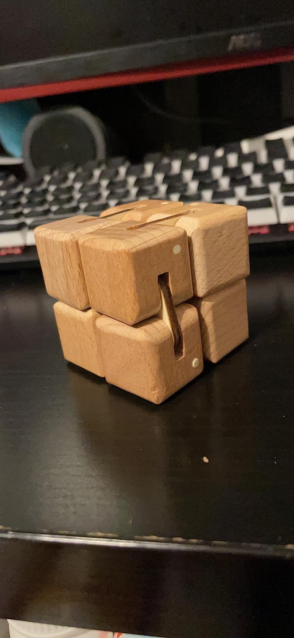 BunMo Wooden Fidget Cube – Beechwood Infinity Cube Fidget Toy, Larger One Pack – Smooth Folding Pocket Fidget, Natural Wood Sensory Cube for Desk or Travel customer photo 1