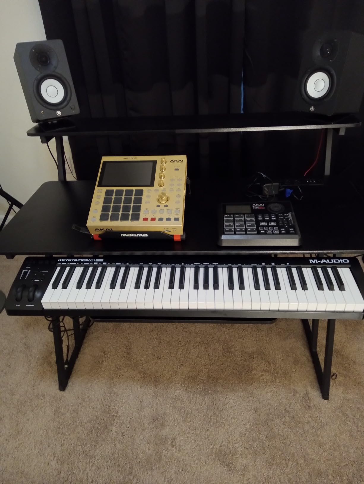 Armocity Music Studio Desk Production Workstation - Recording Studio Desk customer photo 2