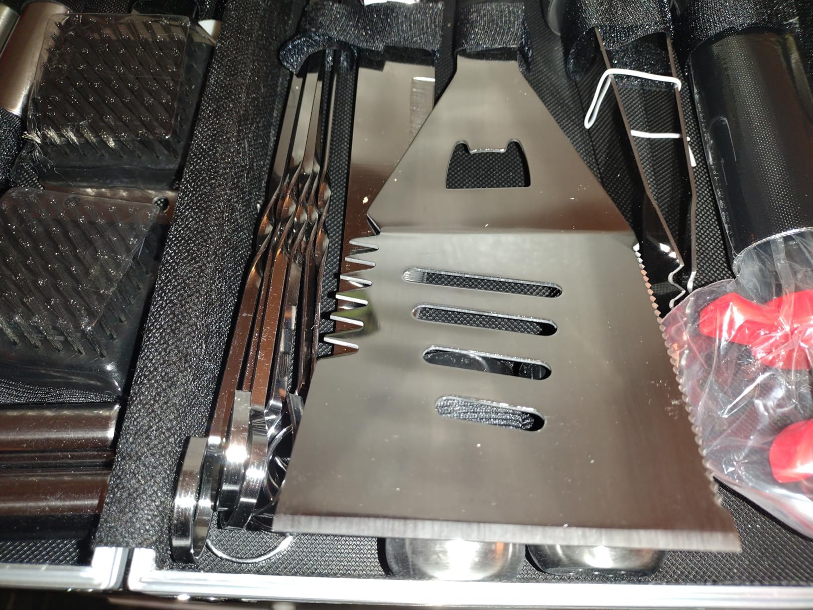 Cifaisi 38Pcs BBQ Tools Grilling Accessories Set with Aluminum Case customer photo 1