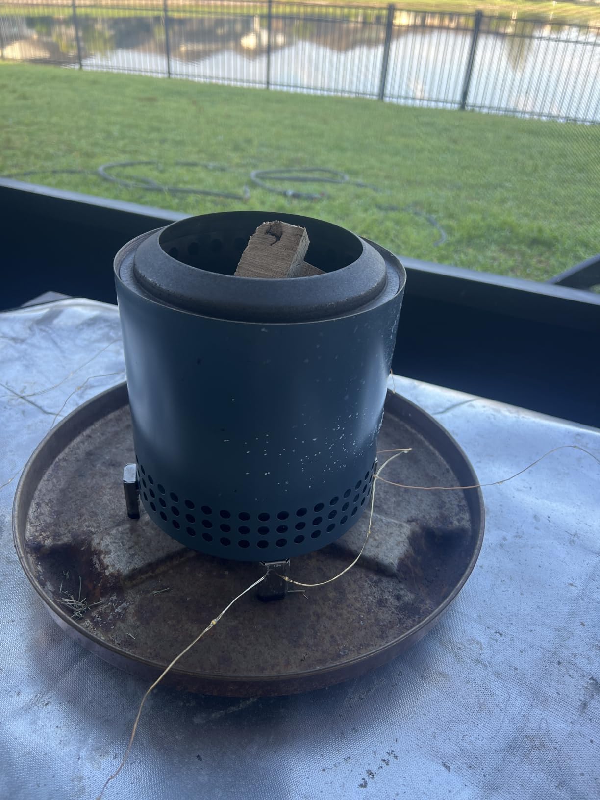 Old Potters Kiln Dried Pizza Oven Cooking Logs, Approx 12 lbs, Wood Logs for Pizza Ovens, Grills and Smokers, Solo Stove Mesa XL, Oak~ 6 Inch Mini Log, Product of USA (790 Cubic Inches) customer photo 1