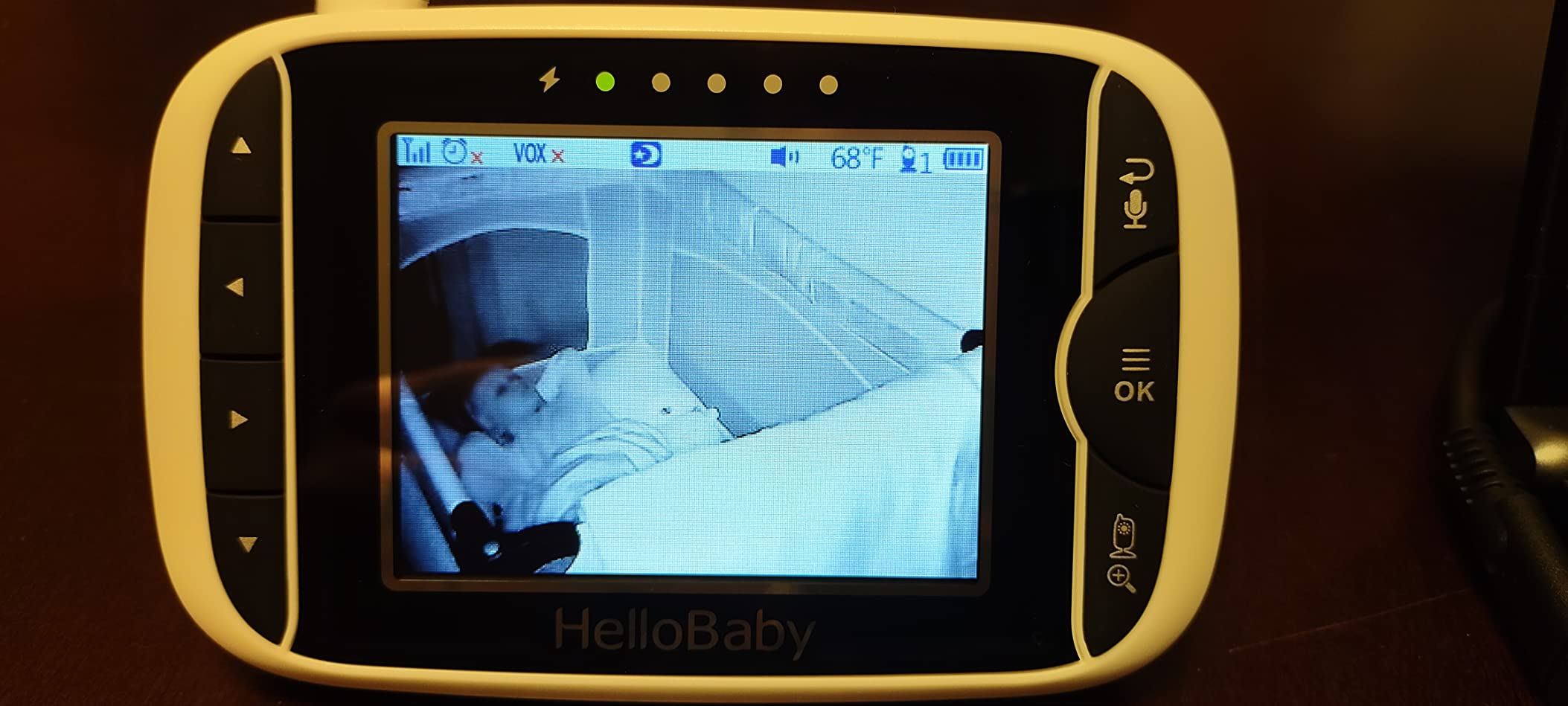 HelloBaby Video Baby Monitor with Camera and Audio, 3.2Inch LCD Display, Infrared Night Vision, Two-Way Audio and Room Temperature Monitoring,Lullaby,Sound Activated Screen customer photo 1