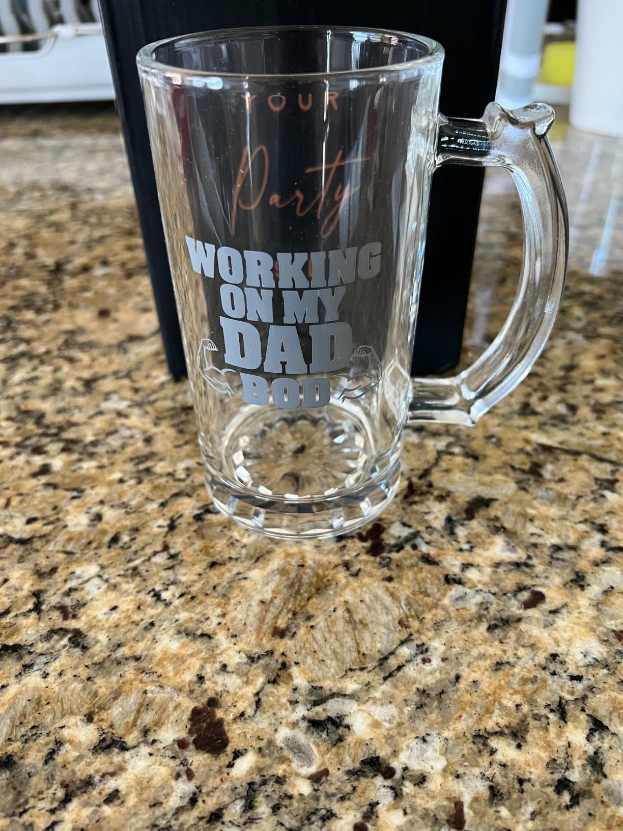 Your Dream Party Shop Daddy's Sippy Cup Beer Glass - 16oz Funny Mug for Dads - Dad to be Gifts - Ideal Glass For Fathers Day - New Dad Gifts First Time - Beer Mugs For Men customer photo 1